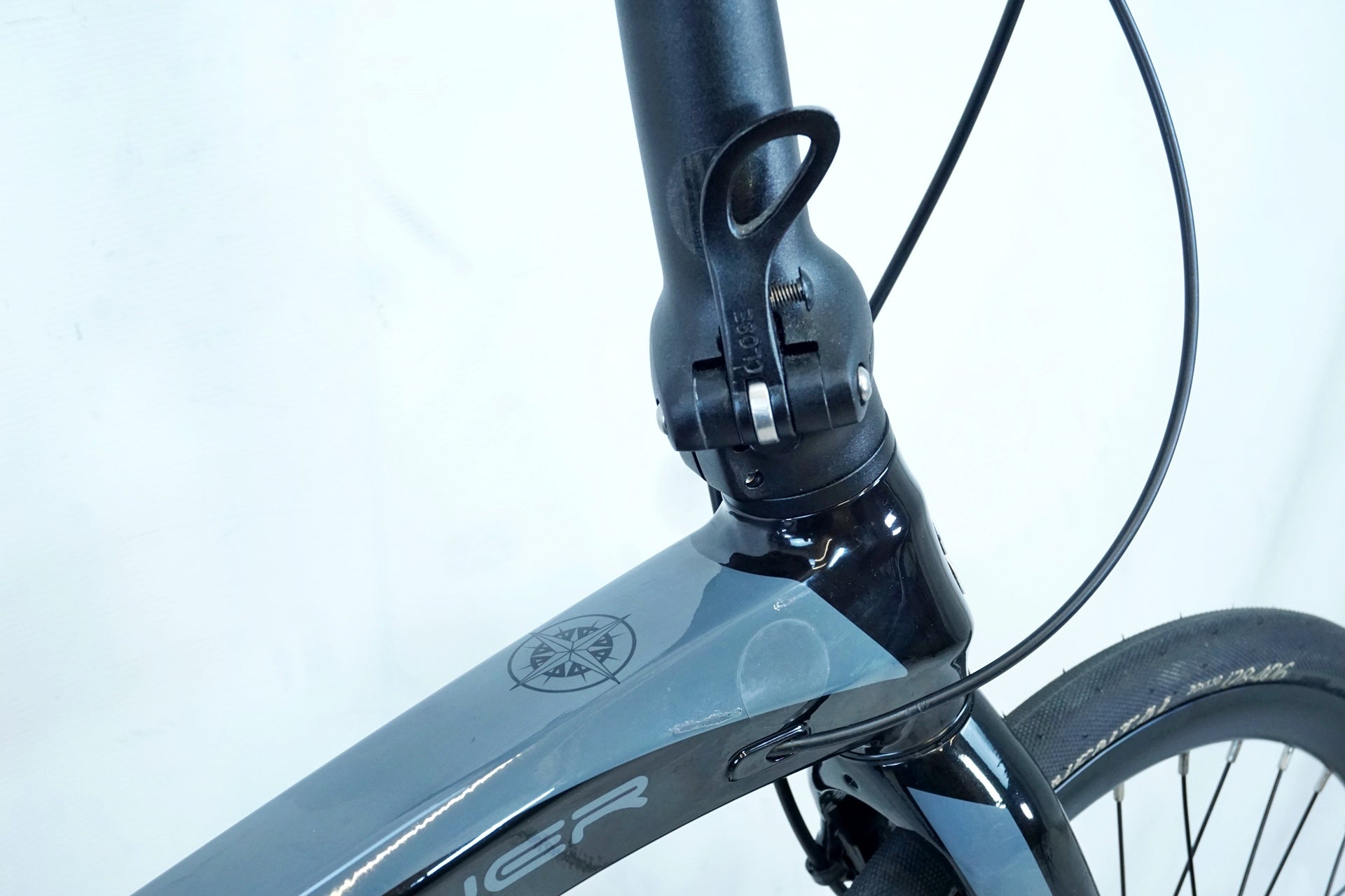 ESR 「イーエスアール」 PURSUER DISC 2023年モデル 折り畳み自転車 / 有明ガーデン店