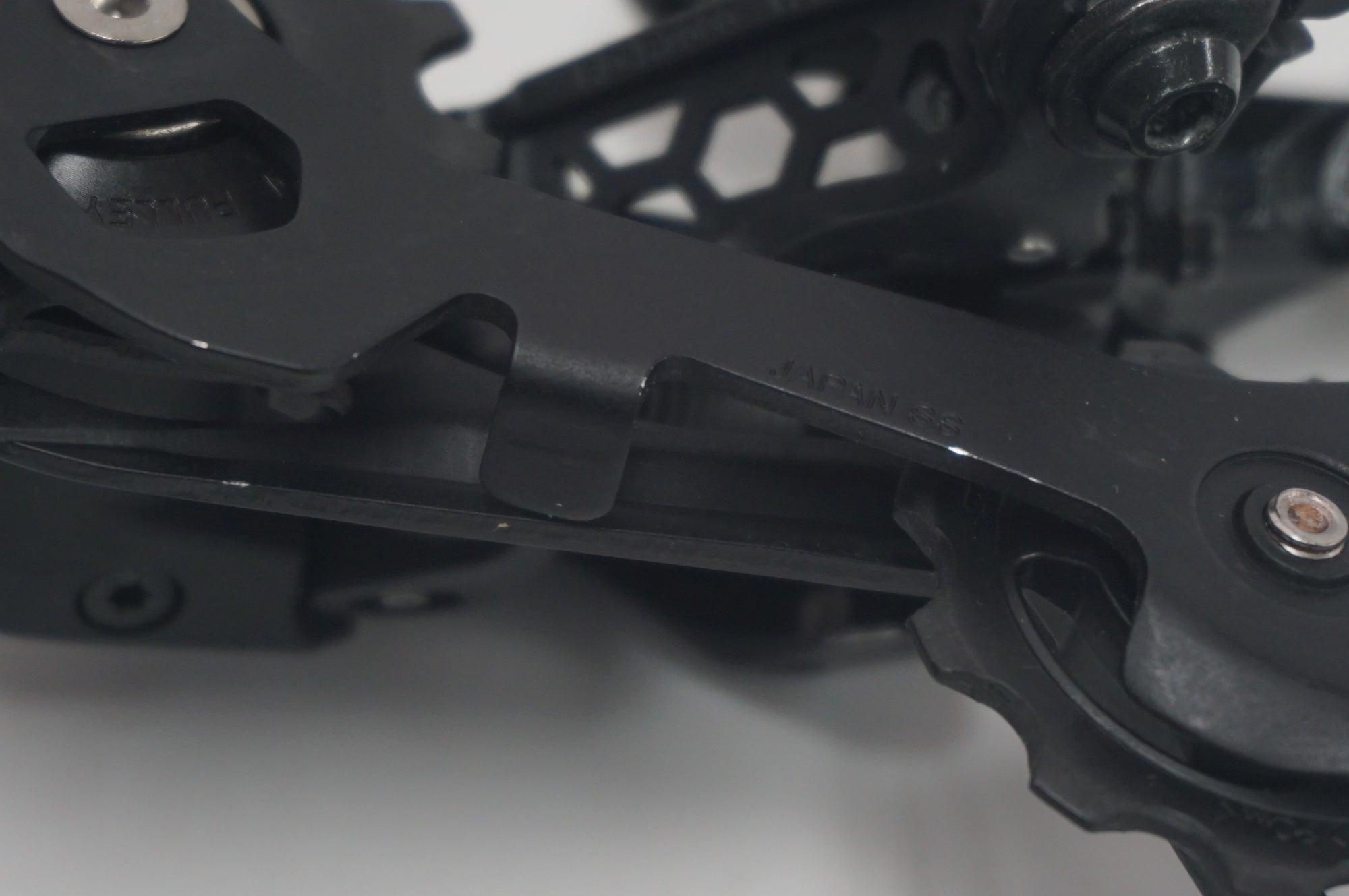 SHIMANO 「シマノ」 105 RD-R7000 リアディレイラー / 福岡店