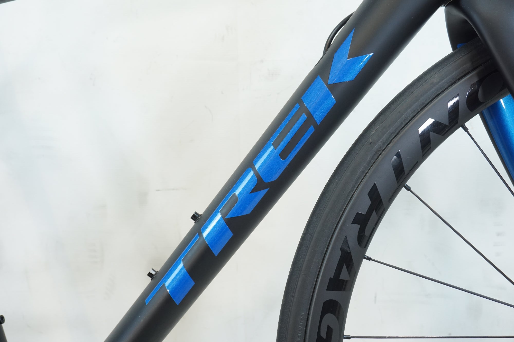 TREK 「トレック」 EMONDA SL7 DISC 2020年モデル ロードバイク / 有明ガーデン店