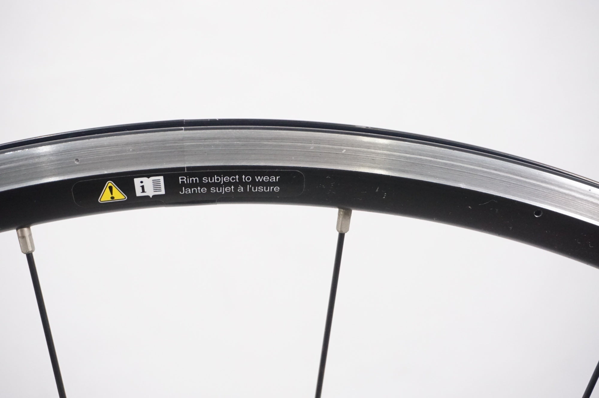 SHIMANO WH-RS010 リアホイール135mm 11速 SHIMANO 「シマノ」 WH-RS010 シマノ11速 ホイールセット / AKIBA店