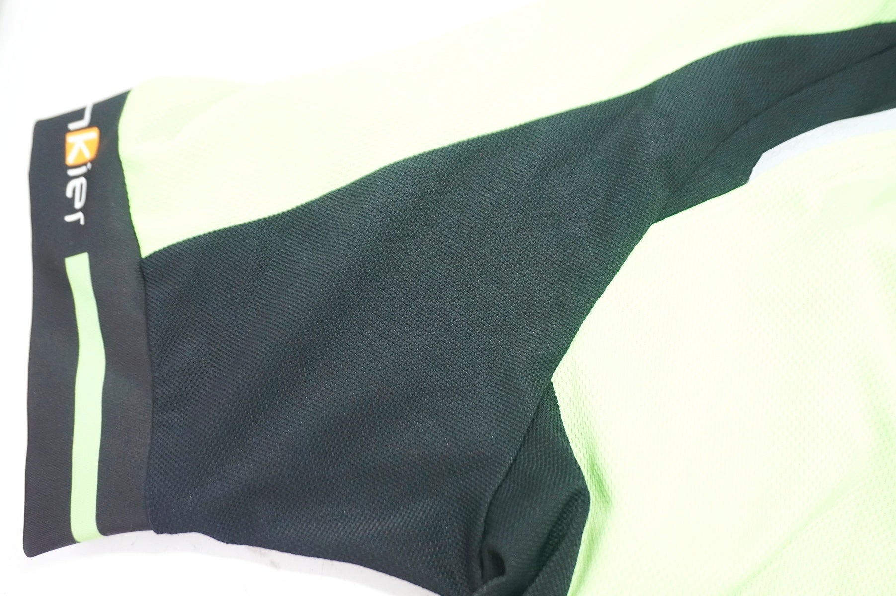 FUNKIER 「ファンキアー」 Mサイズ ジャージ / 大阪門真店