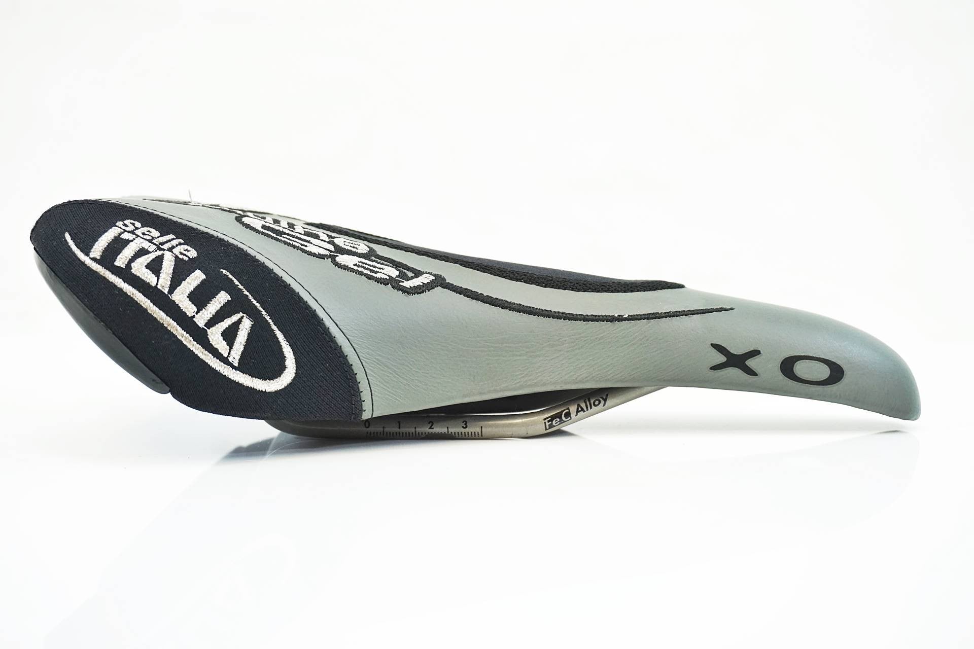 SELLE ITALIA 「セライタリア」 XO GENUINE GEL サドル / 有明ガーデン店