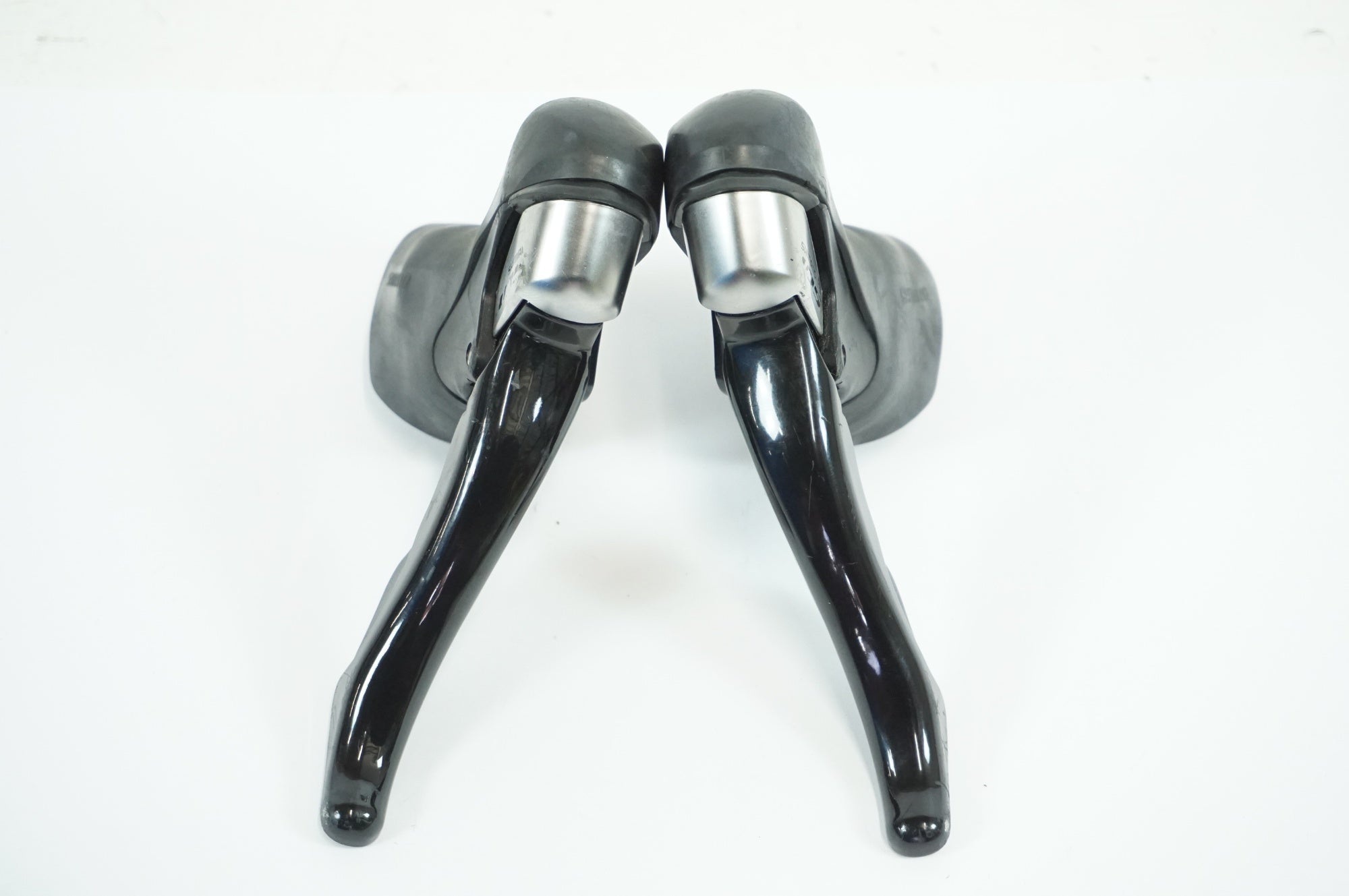 デュアルコントロールレバー ST-5700 105 2x10s シマノ SHIMANO 「シマノ」 105 ST-5700 デュアルコントロールレバー / 宇都宮