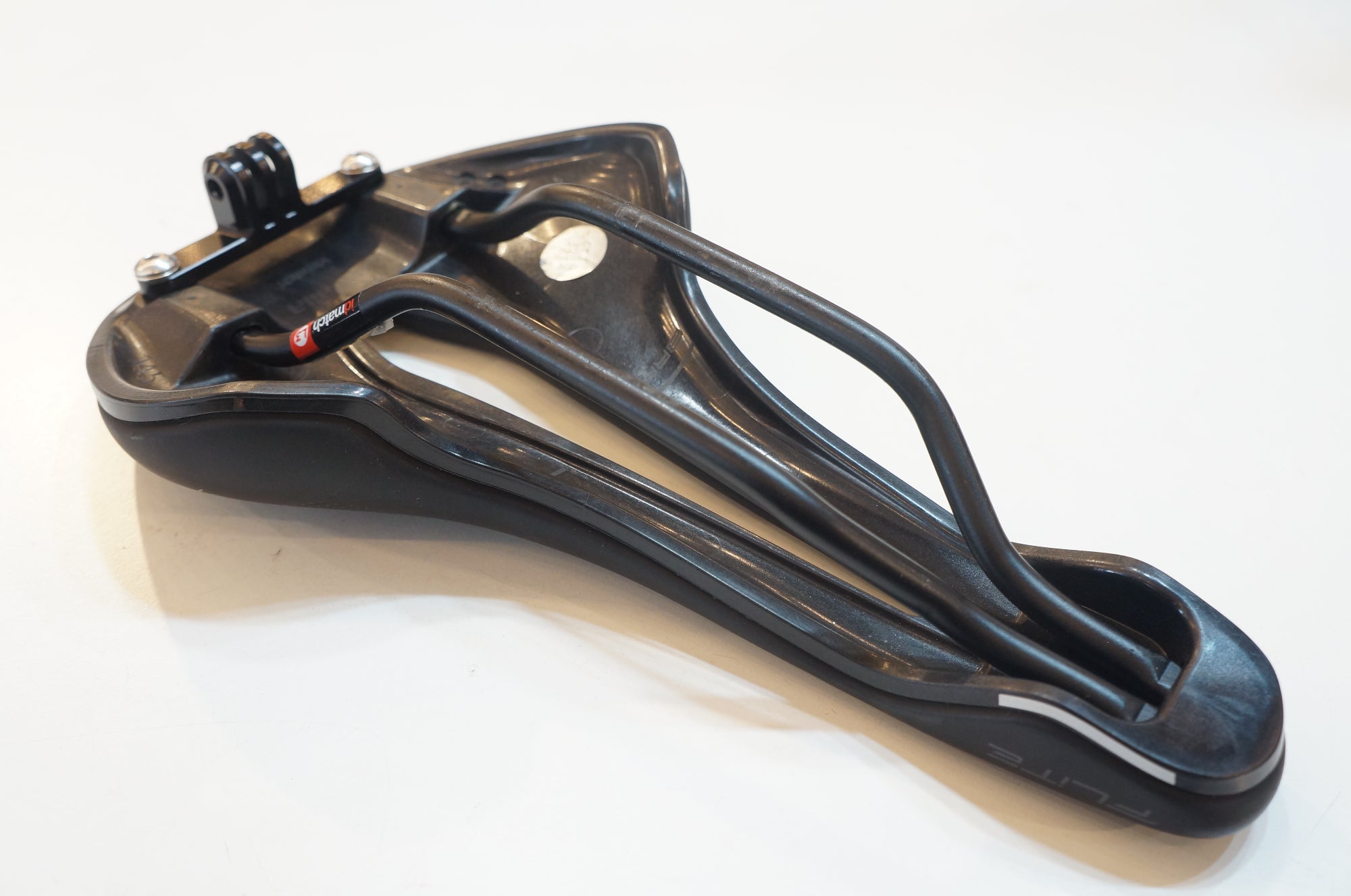 SELLE ITALIA 「セラ イタリア」 FLITE BOOST サドル / バイチャリ浦和ベース