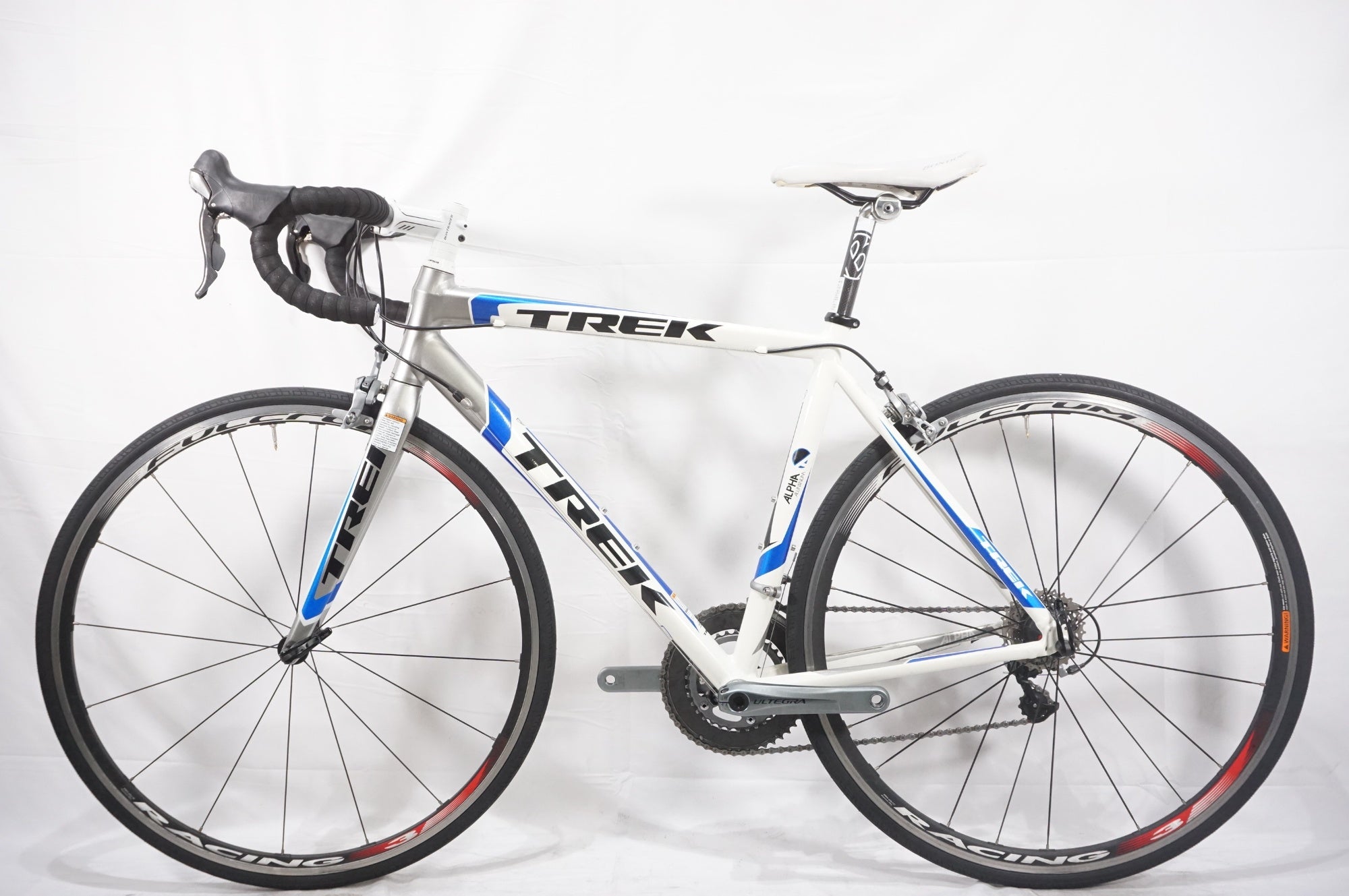 TREK 「トレック」 2.5 ALPHA 2011年モデル ロードバイク / AKIBA店
