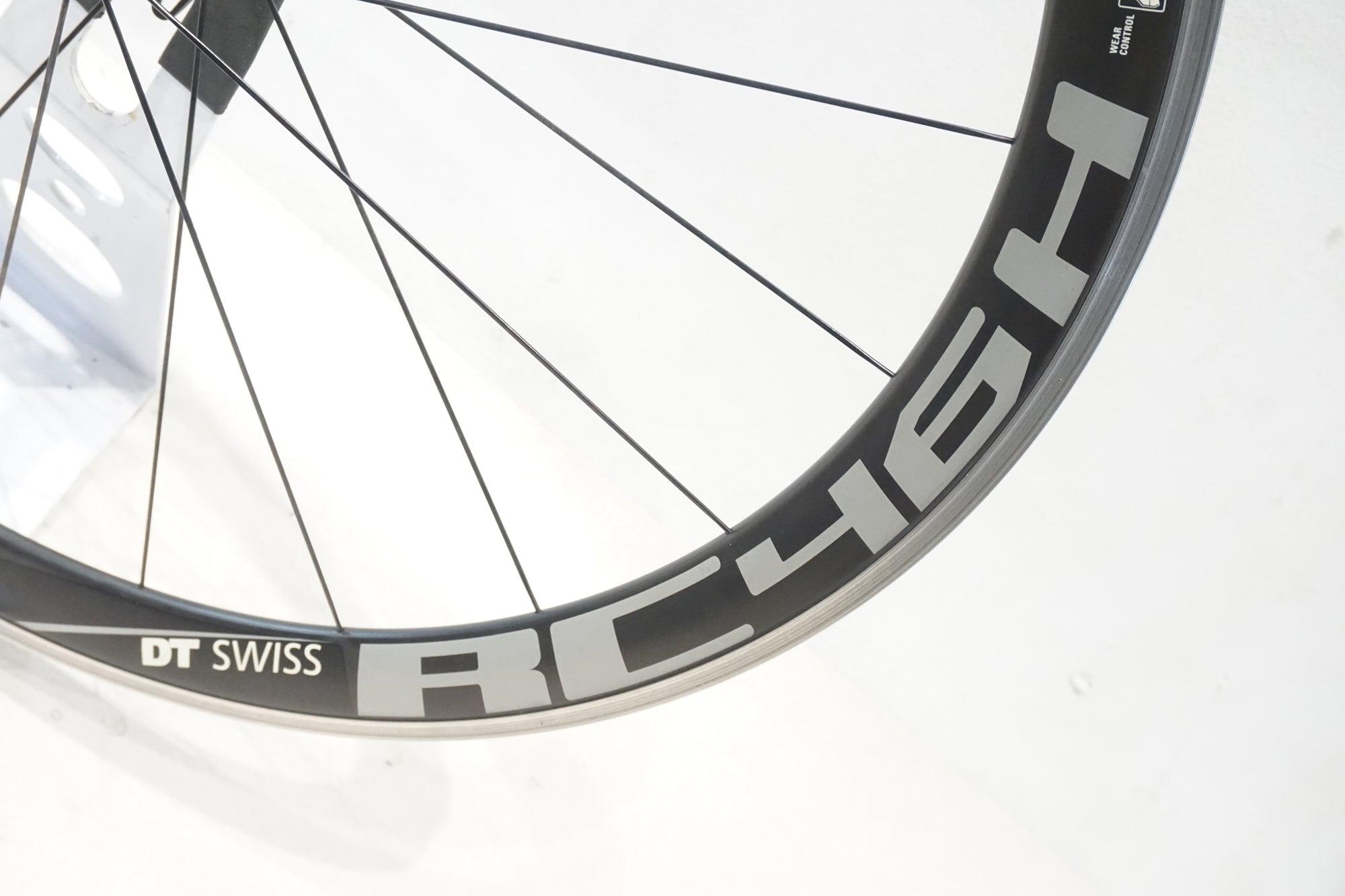 DT SWISS 「ディーティースイス」 SPLINE RC46H フロントホイール
