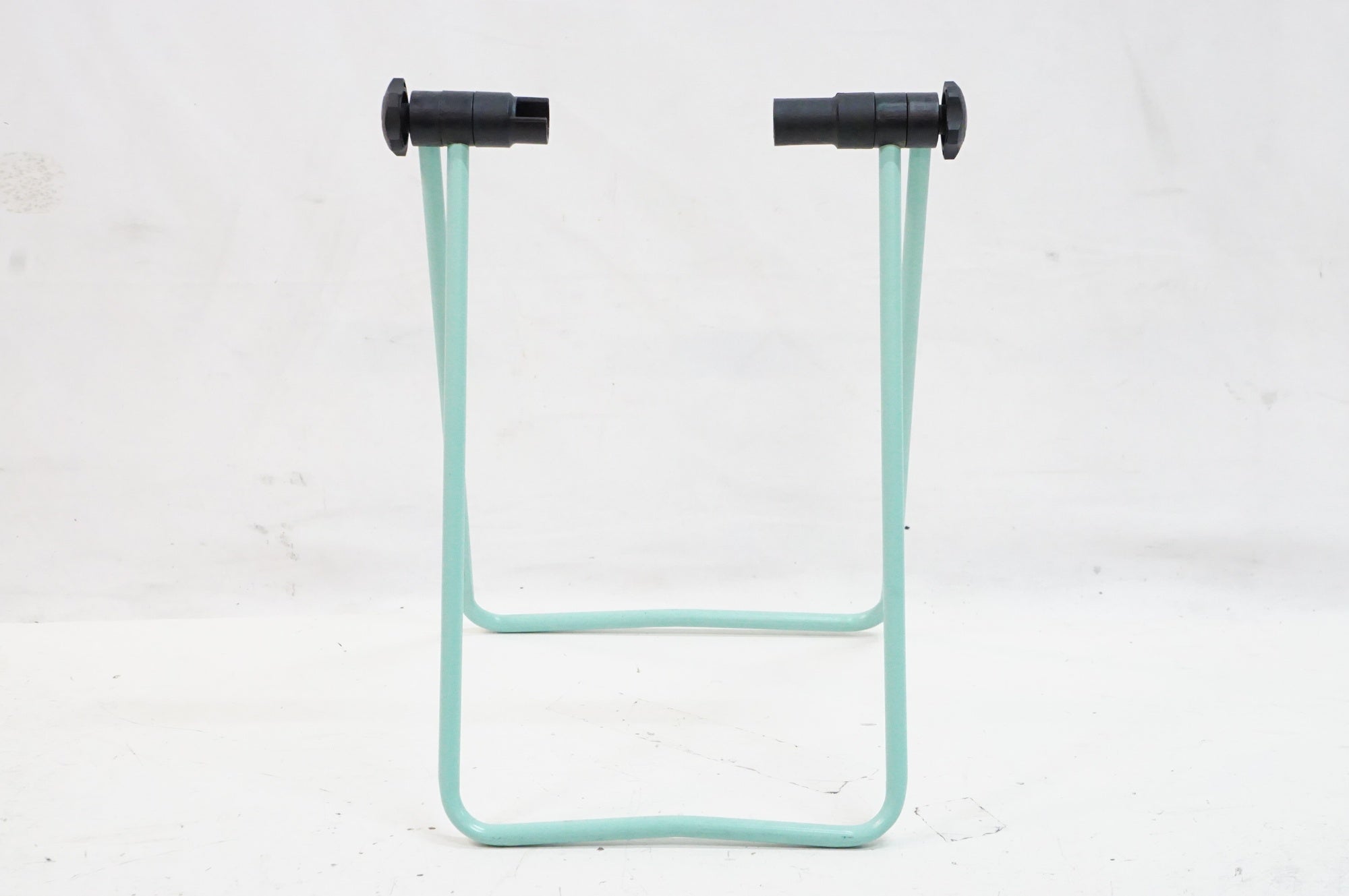 BIANCHI 「ビアンキ」 ハブスタンド / 熊谷本店