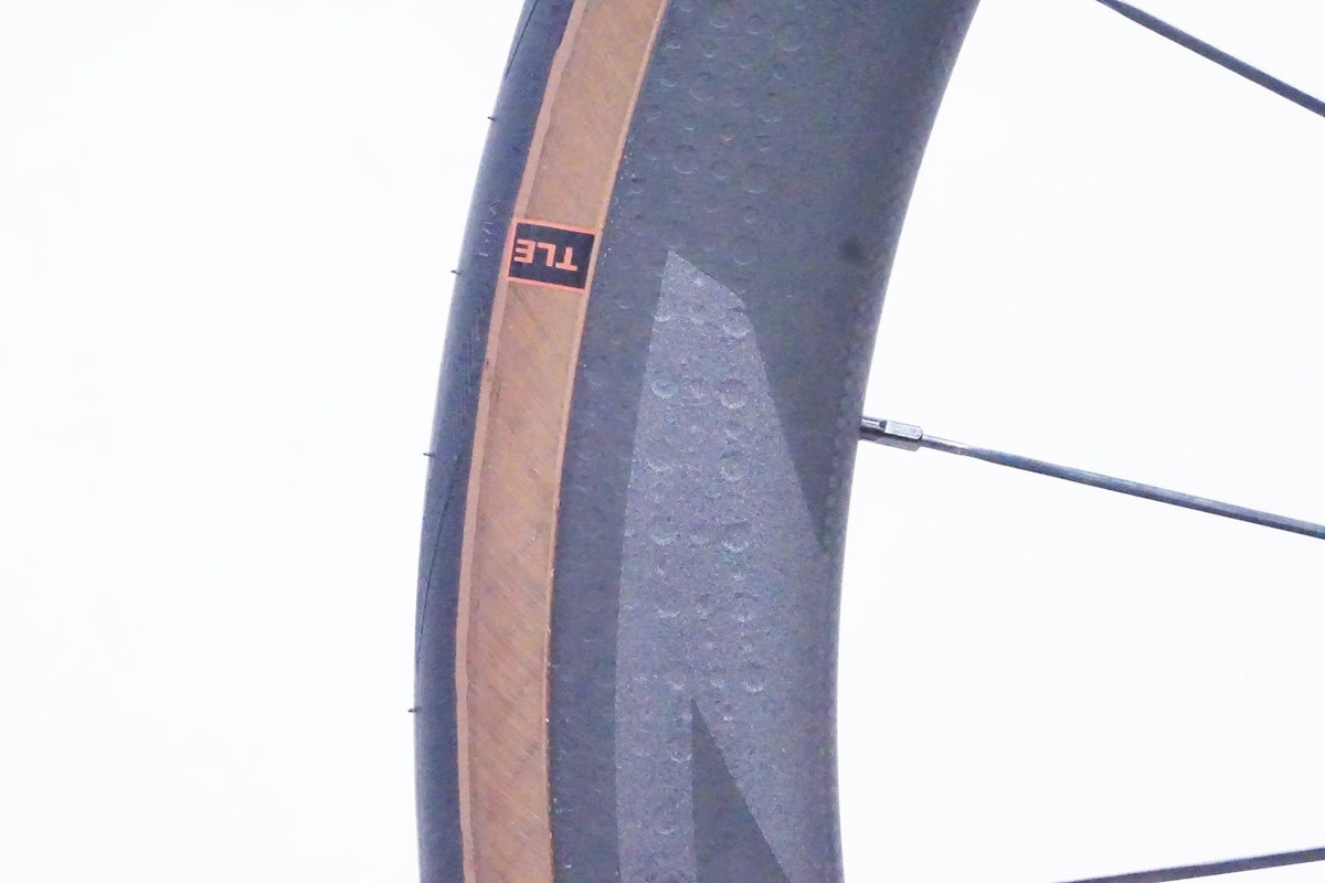ZIPP「ジップ」 303 FIRECREST DISC ホイールセット/ 京都西院店