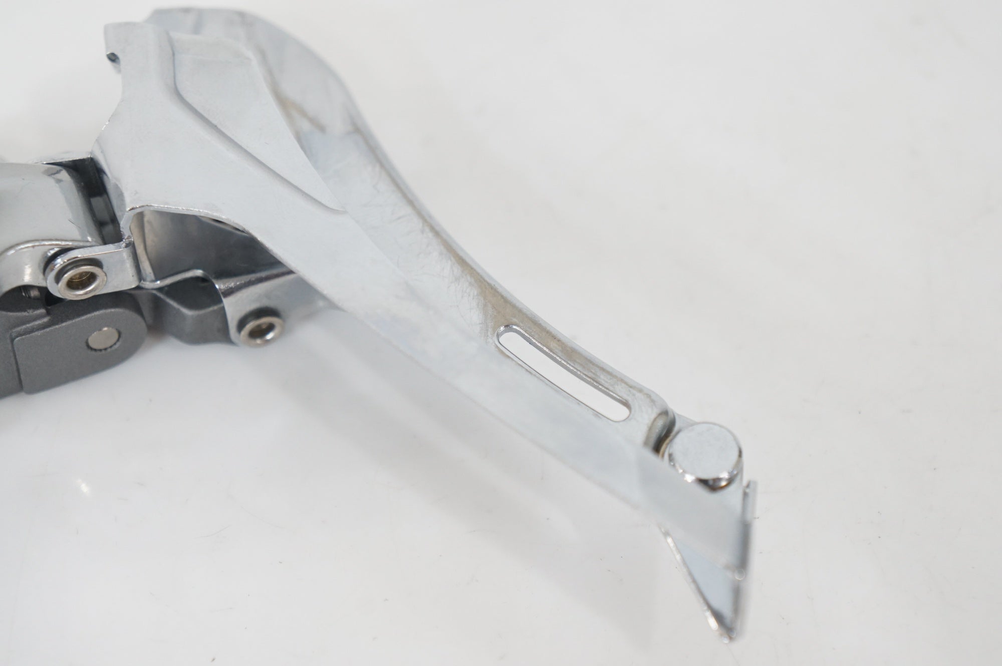 SHIMANO 「シマノ」 TIAGRA FD-4600 フロントディレイラー / 大宮店