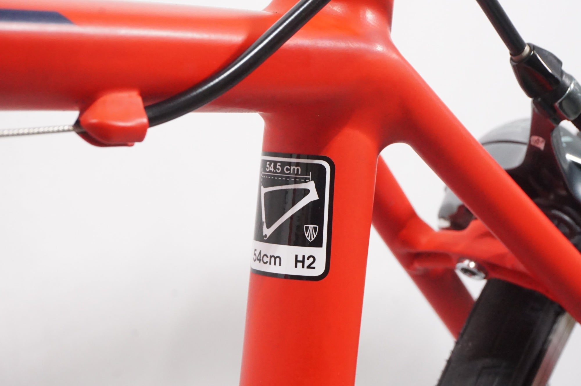 TREK 「トレック」 EMONDA ALR 5 2016年モデル ロードバイク / AKIBA店