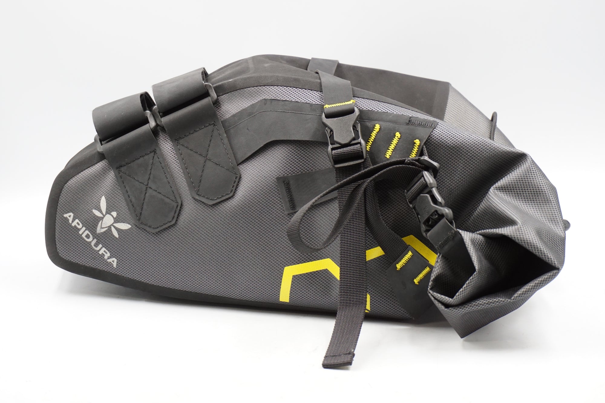 APIDURA 「アピデュラ」 サドルバッグ/ 奈良店