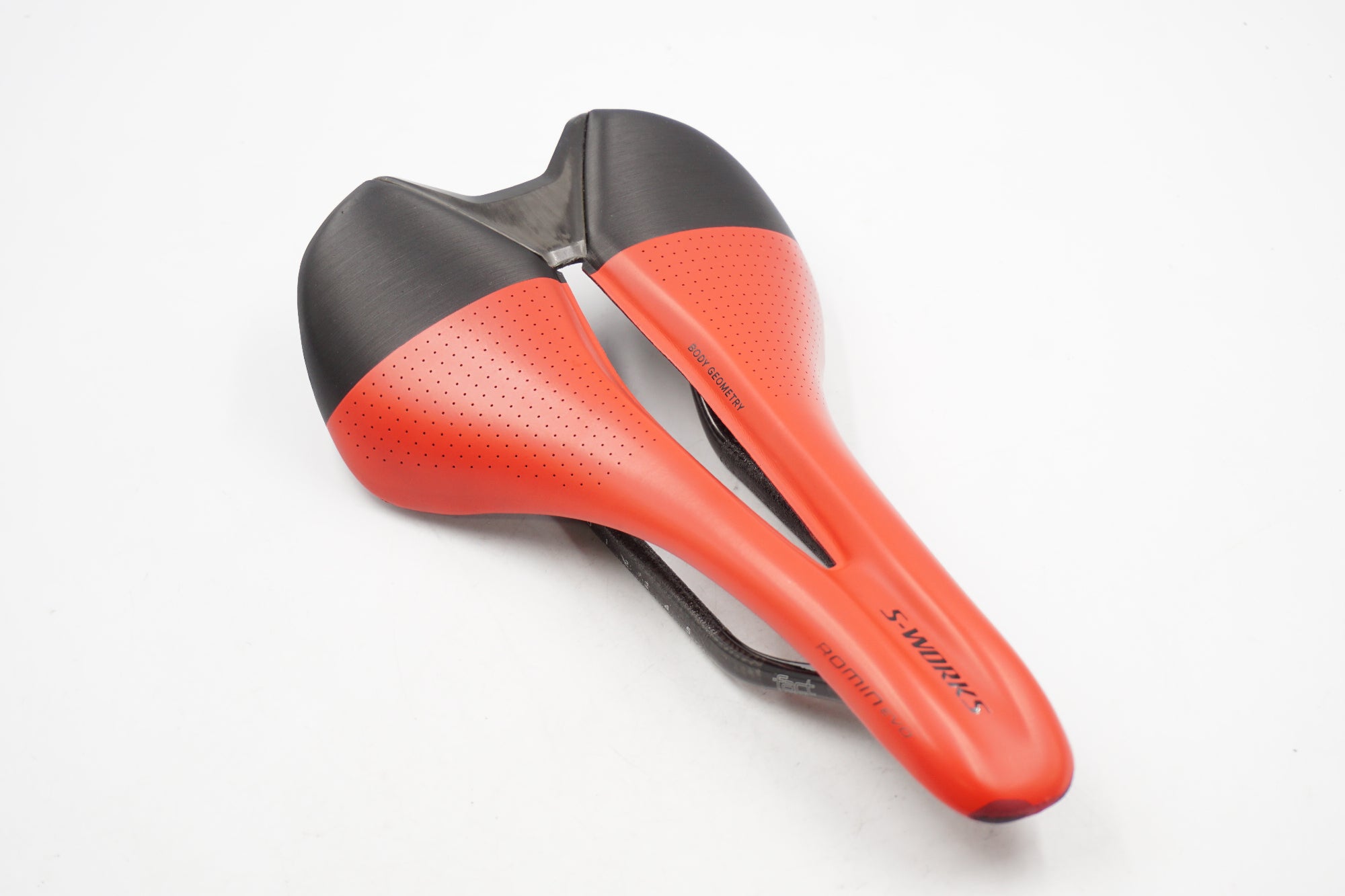 SPECIALIZED 「スペシャライズド」 S-WORKS ROMIN EVO サドル / 奈良店