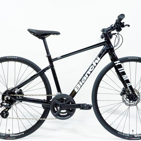 全国配送料無料‼️ Bianchi ROMA3 即購入OK‼️ 7月31日まで販売❗️ BIANCHI 「ビアンキ」 ROMA3 DISC 2022年モデル クロスバイク