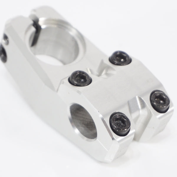 JYKK JAPAN 「ジックジャパン」 HERO STEM φ22.2 50mm ステム / AKIBA