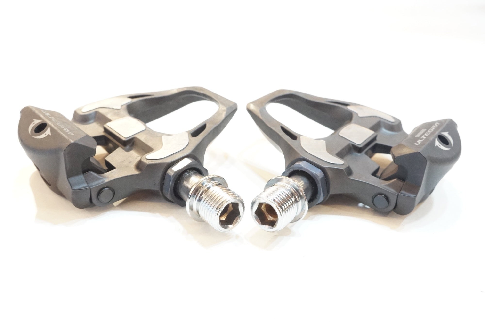 SHIMANO 「シマノ」 ULTEGRA PD-R8000 ペダル / 浦和ベース