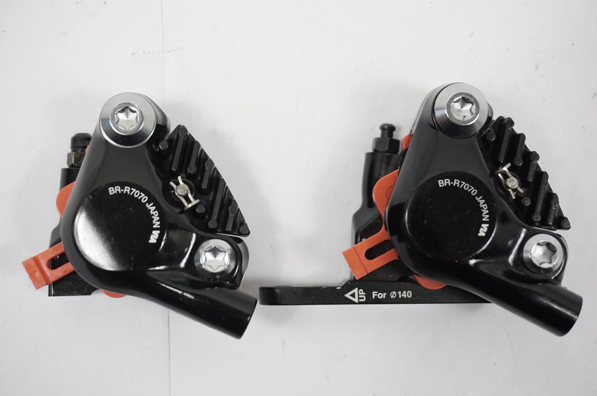 SHIMANO 「シマノ」 105 BR-R7070 ディスクブレーキキャリパー SHIMANO 「シマノ」 105 BR-R7070 ディスクブレーキキャリパー