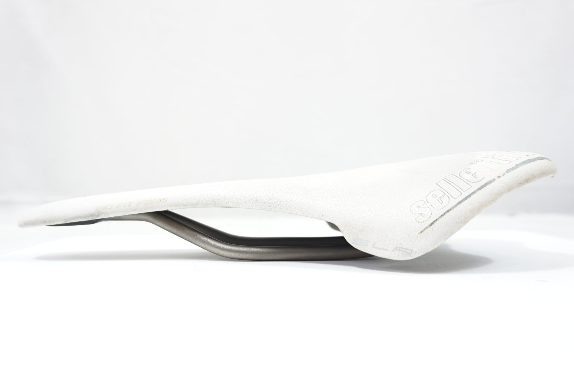 SELLE ITALIA 「セライタリア」 SLR TITANIUM サドル / 世田谷店