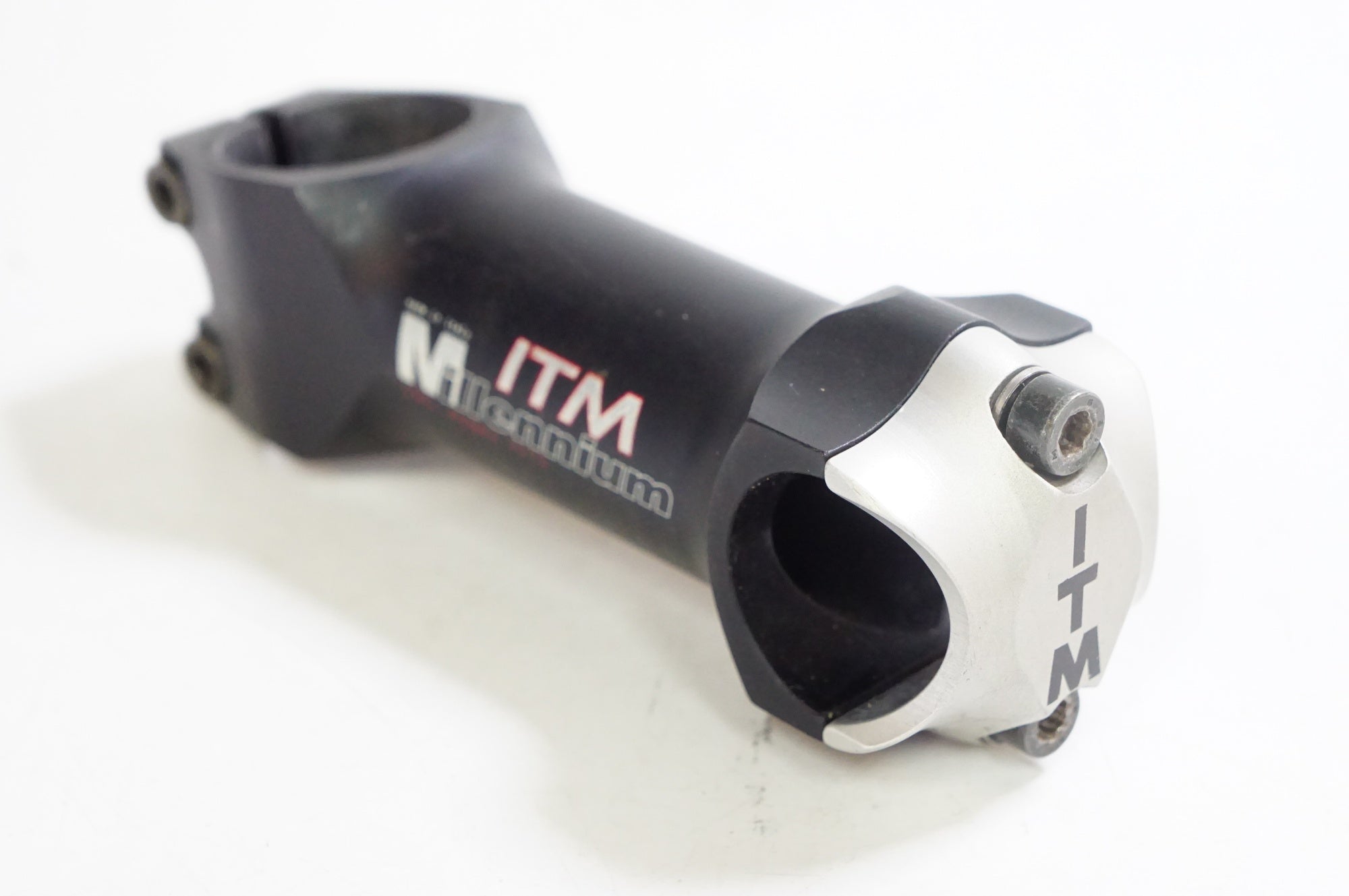 ITM 「アイティーエム」 MILLENNIUM φ25.8 90mm ステム / 熊谷本店