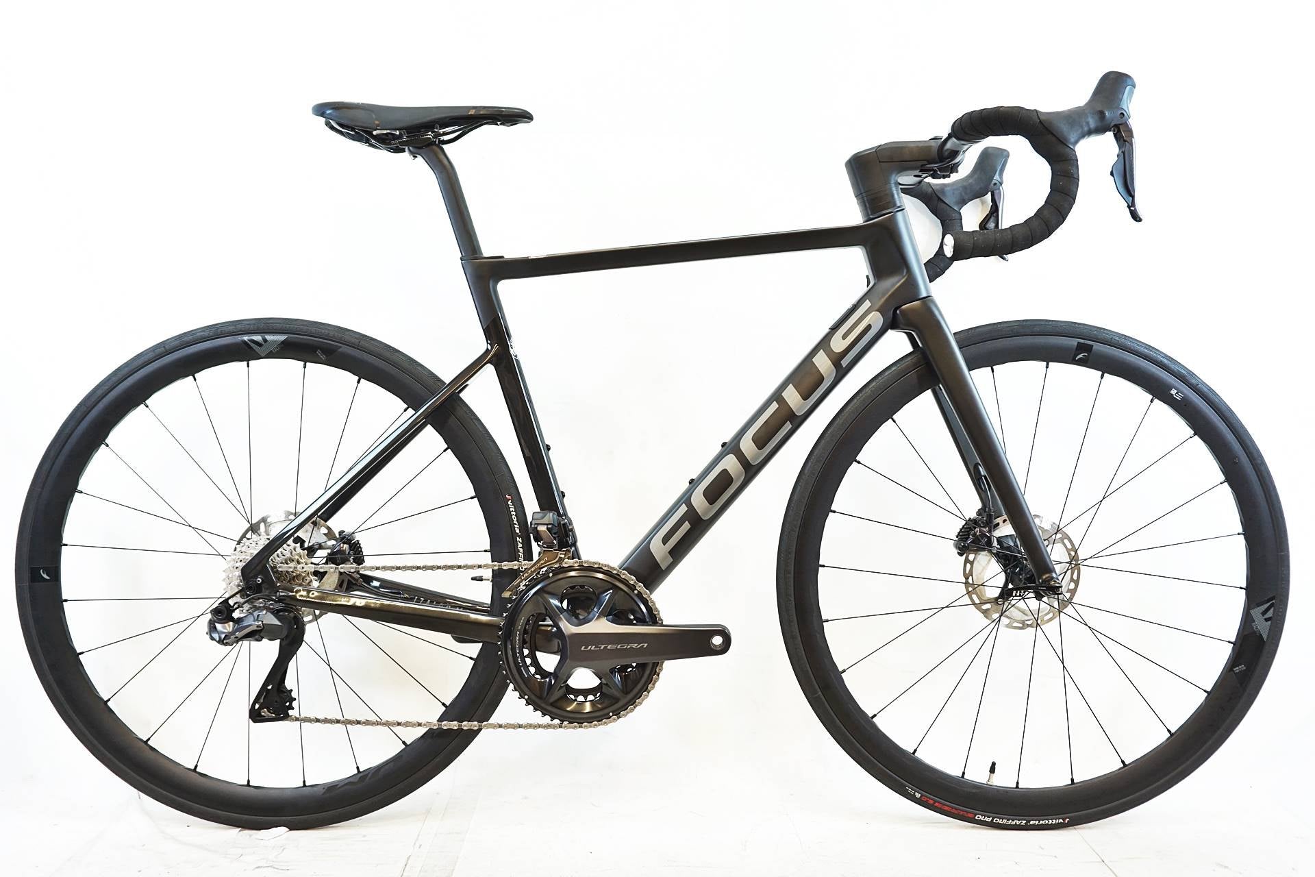 FOCUS 「フォーカス」 IZALCO MAX DISC 9 2022年モデル ロードバイク / 有明ガーデン店