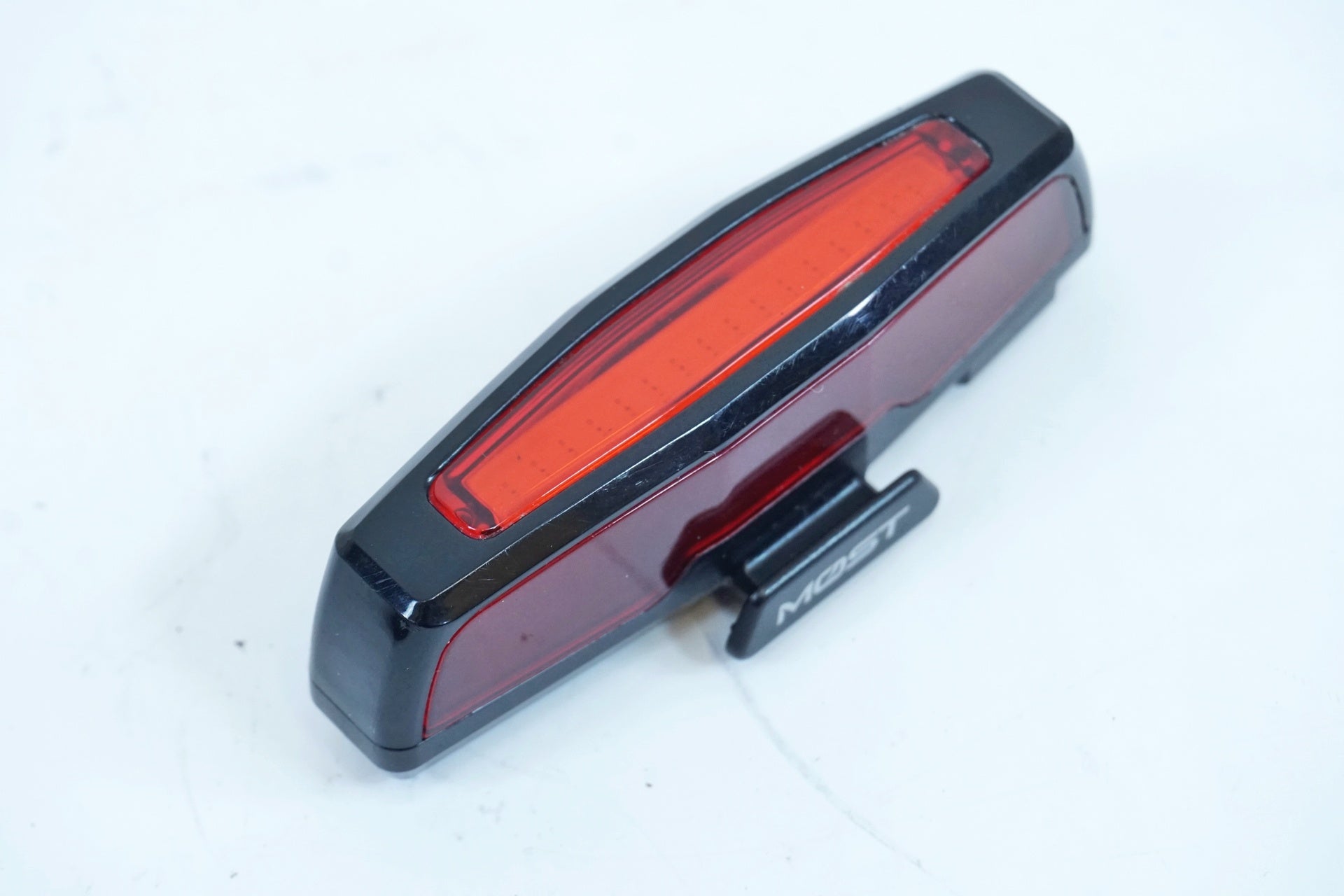 MOST 「モスト」 レッドエッジ リアライト / 有明ガーデン店