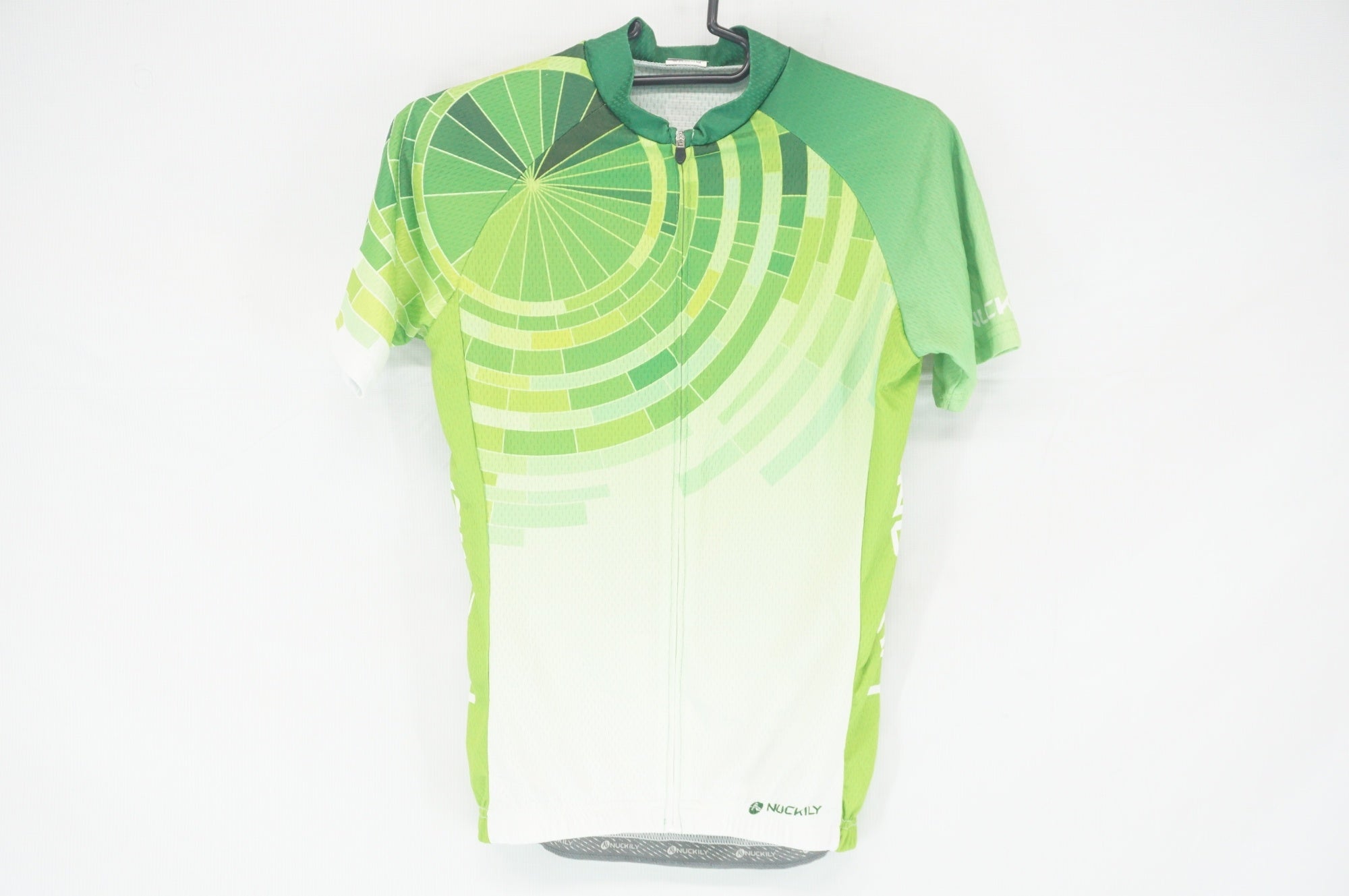 NUCKILY 「ナックリー」 半袖 Mサイズ ジャージ / 阪急塚口店