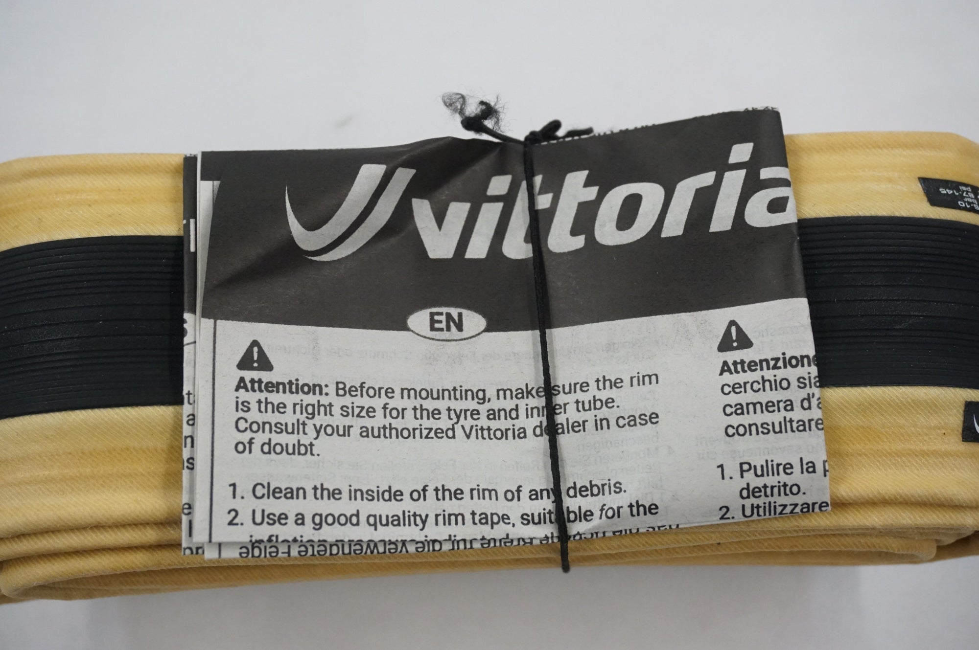 VITTORIA 「ヴィットリア」 CORSA GRAPHENE 2.0 700×25C タイヤ / 福岡店