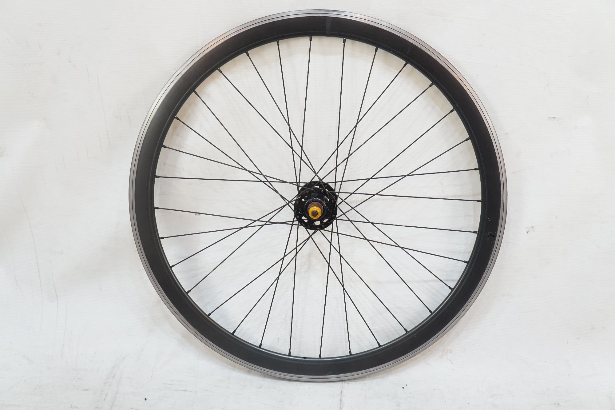 LEADER BIKES 「リーダー バイク」 純正フロントホイール / バイチャリ浦和ベース