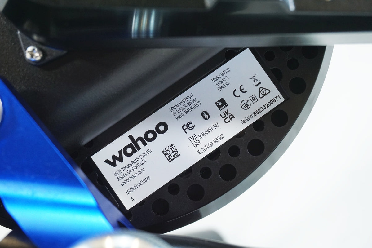 WAHOO 「ワフー」 KICKR MOVE サイクルトレーナー / 有明ガーデン店