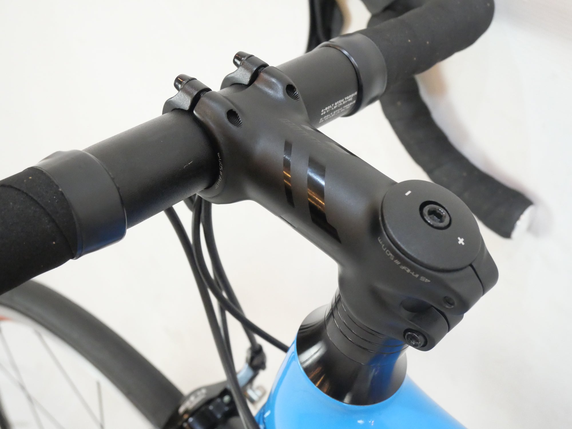 SPECIALIZED 「スペシャライズド」 ROUBAIX SL4 COMP 2016年