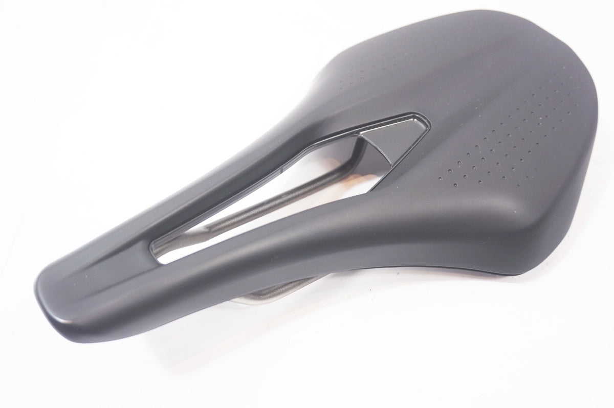 FIZIK 「フィジーク」 TEMPO ARGO R3 サドル / バイチャリ世田谷店