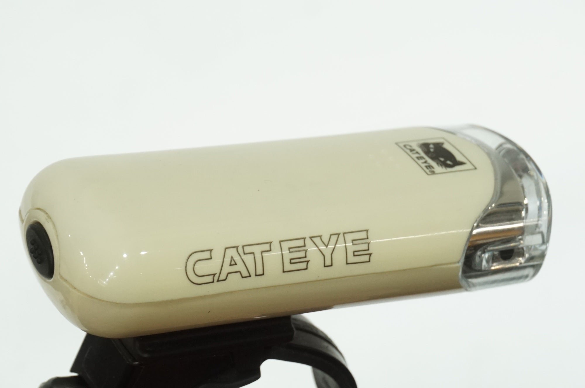 CATEYE 「キャットアイ」 フロントライト / 大宮店