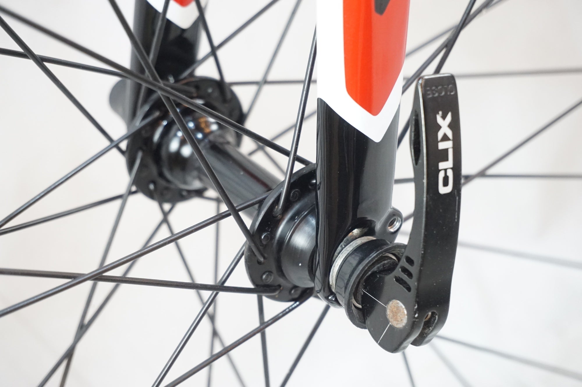 TREK 「トレック」 MADONE 3.1 2011年モデル ロードバイク / 浦和ベース