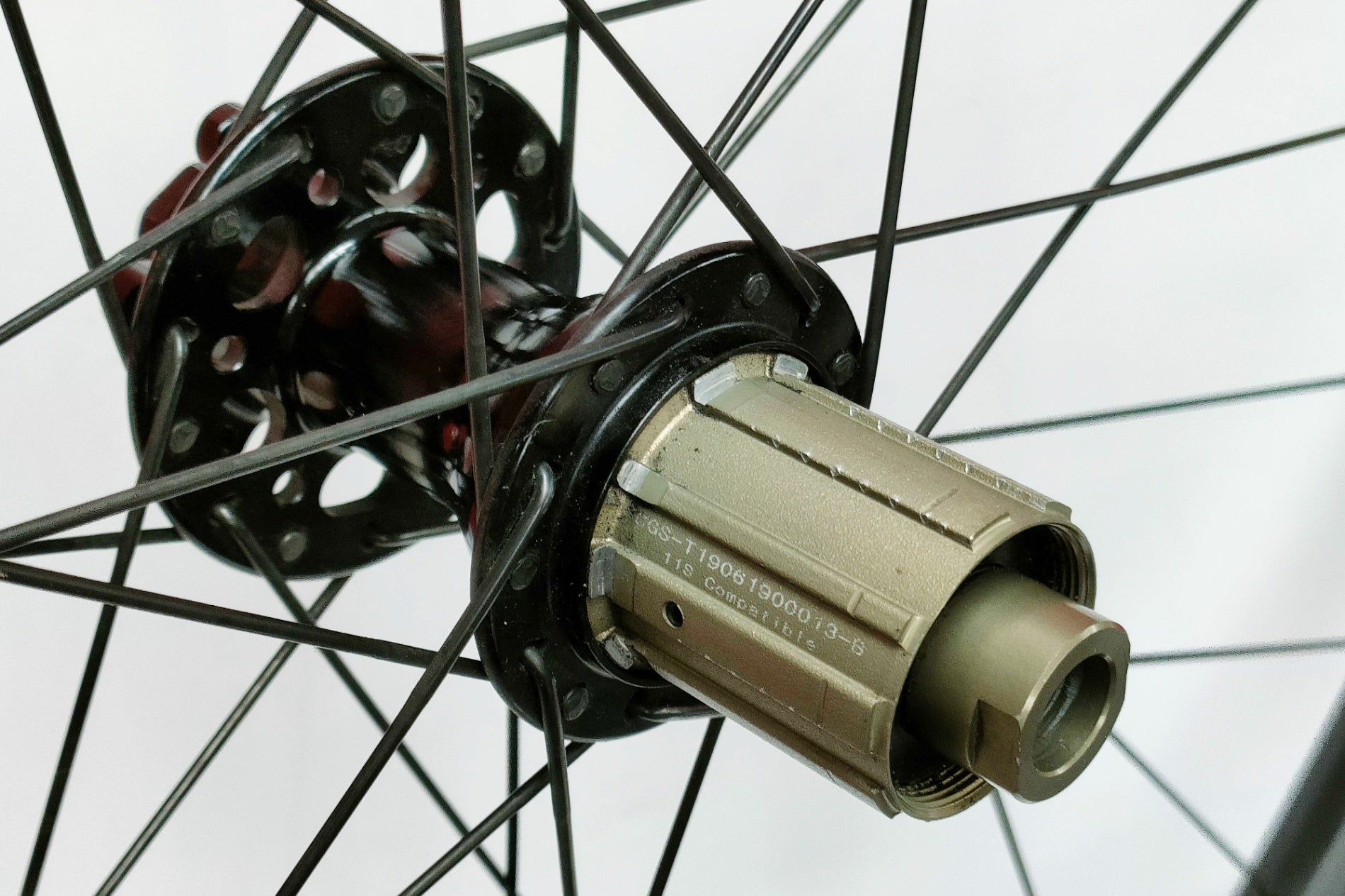 SHIMANO タイヤホイール 11段ギア ブラック ALL CITY 「オールシティ」 モデル不明 シマノ11速 ホイールセット