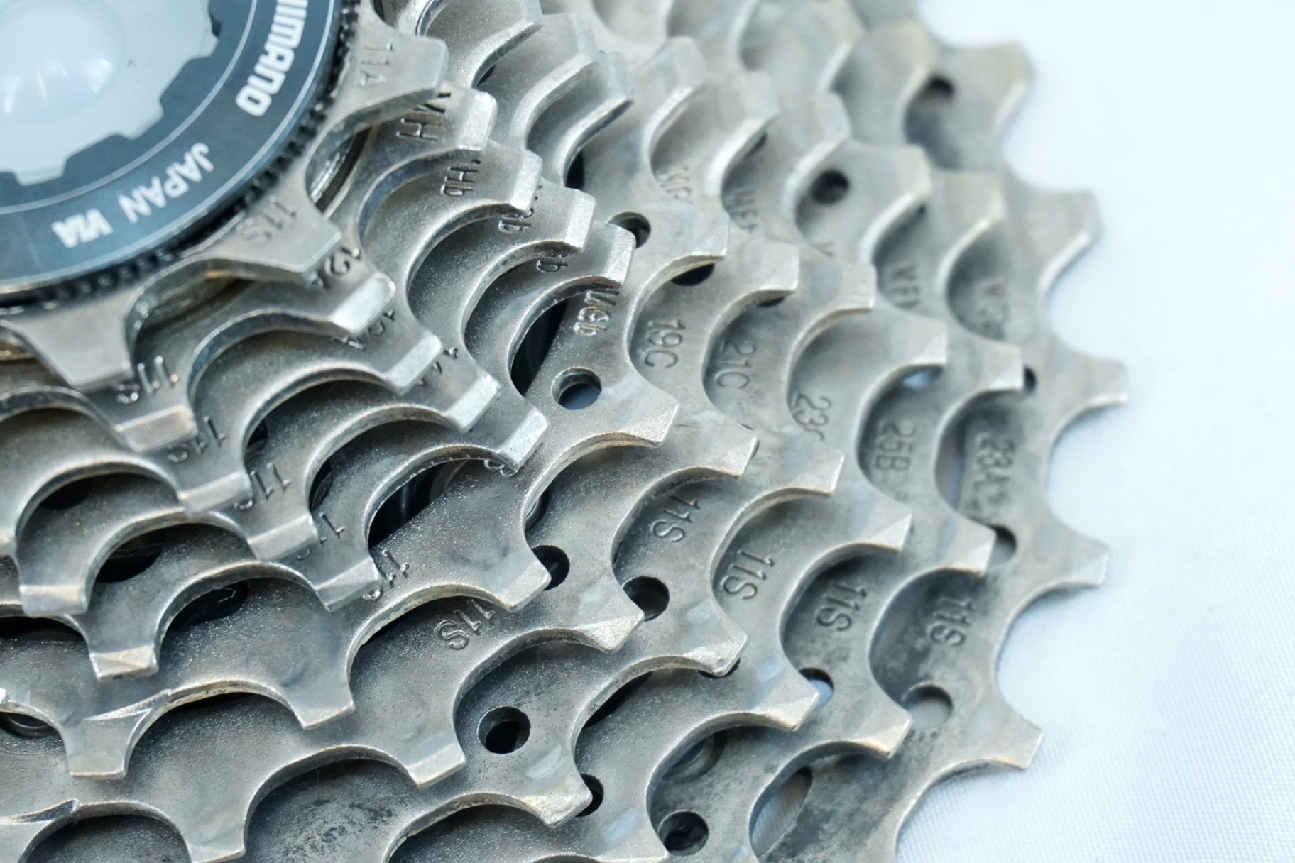 SHIMANO 「シマノ」 ULTEGRA CS-6800 11-28T 11S スプロケット / 有明