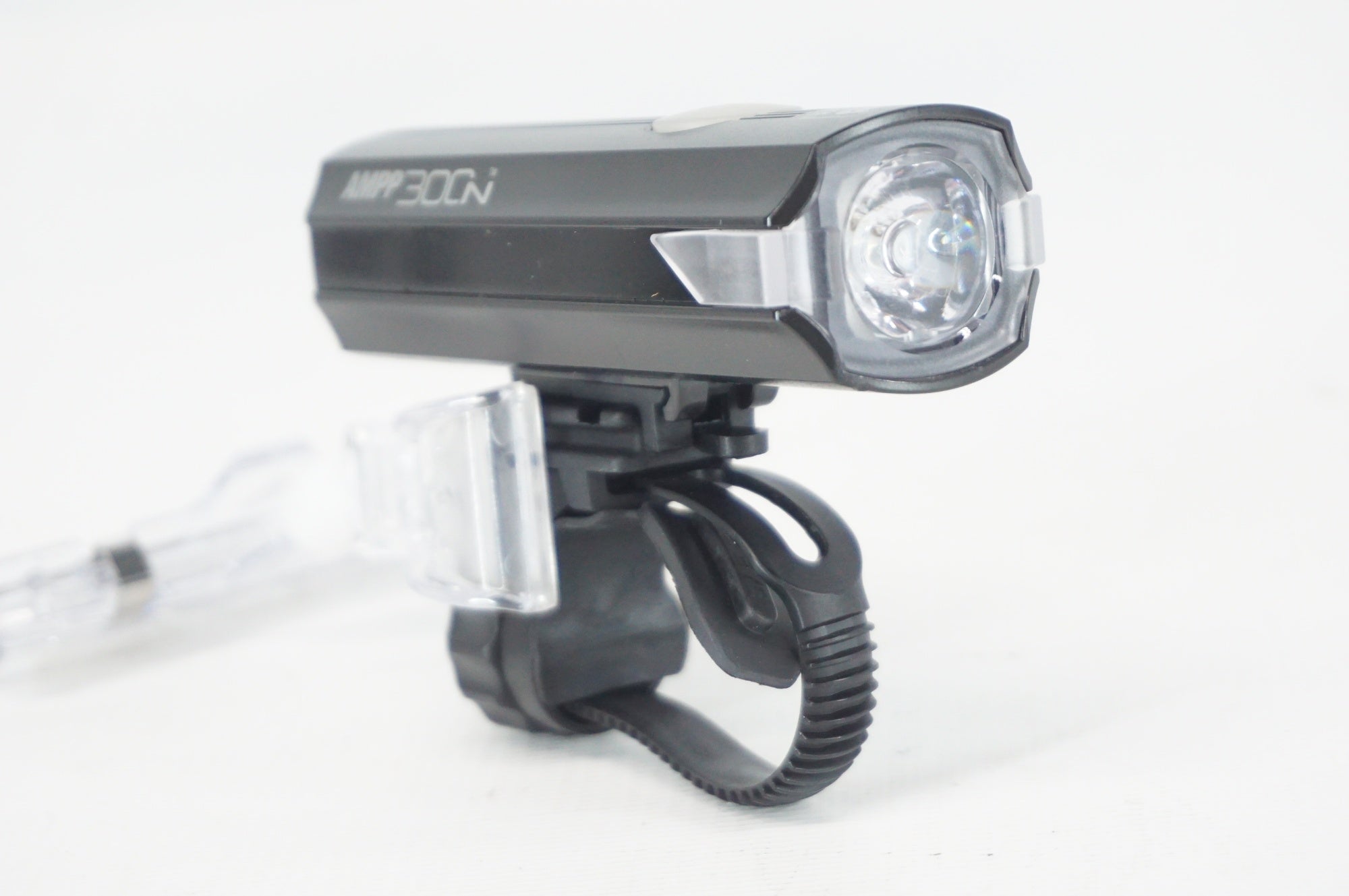 CATEYE 「キャットアイ」 AMPP300N フロントライト / 阪急塚口店