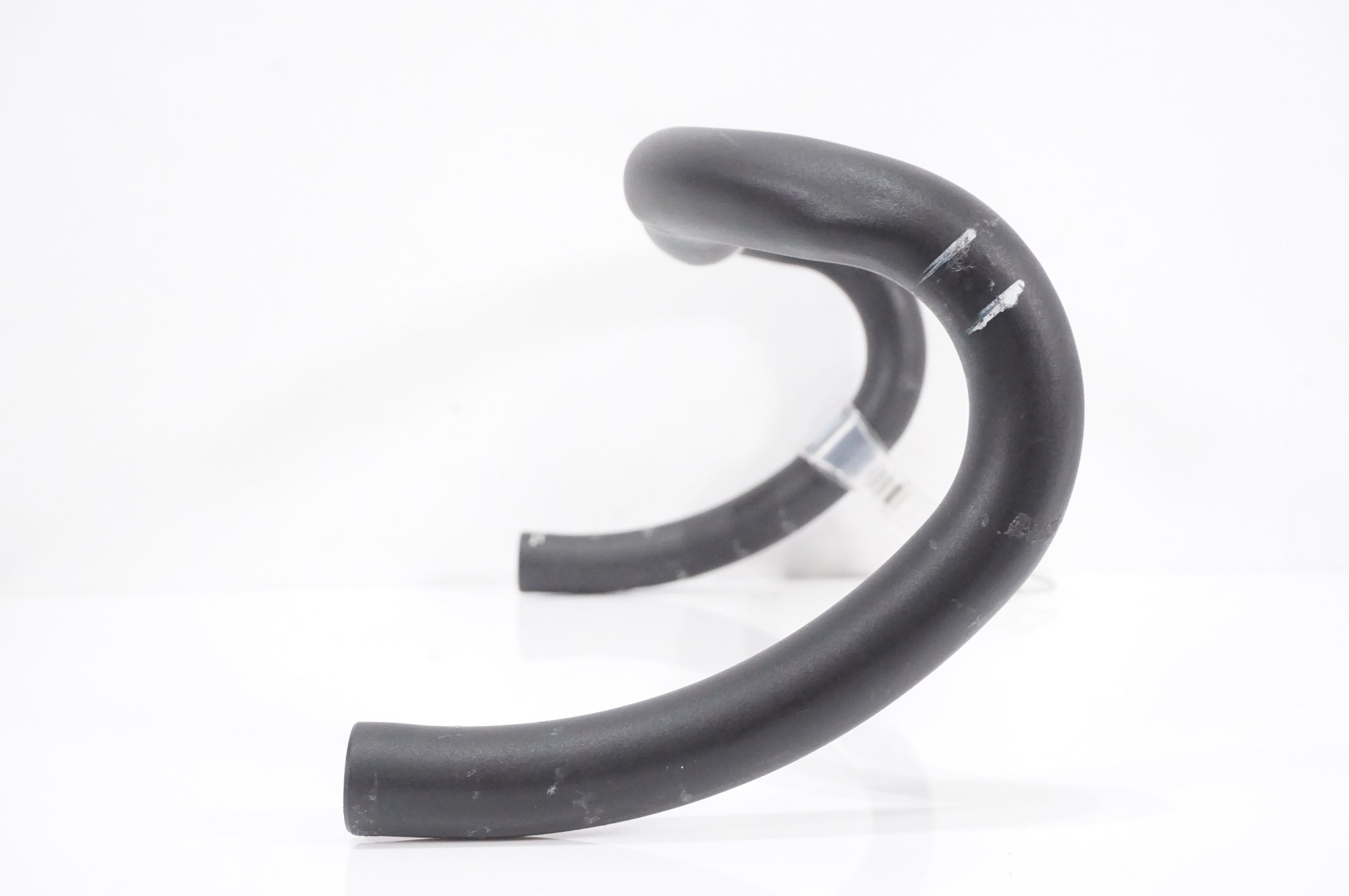 GIANT カーボンハンドル400mm未使用品 GIANT 「ジャイアント」 CONTACT SL φ31.8 400mm ハンドル / AKIBA店