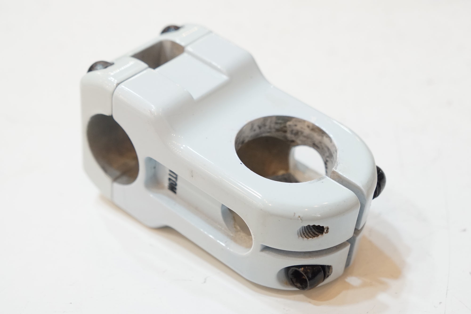 DEITY COMPONENTS 「デイティコンポーネンツ」 FANTOM φ25.4 50mm ステム / バイチャリ浦和ベース