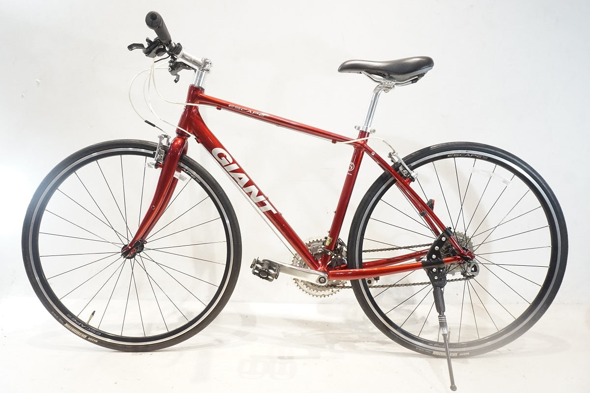 横浜市引き取り限定　GIANT ESCAPE R3 レッド GIANT 「ジャイアント」 ESCAPE R3 2015年モデル クロスバイク / 横浜