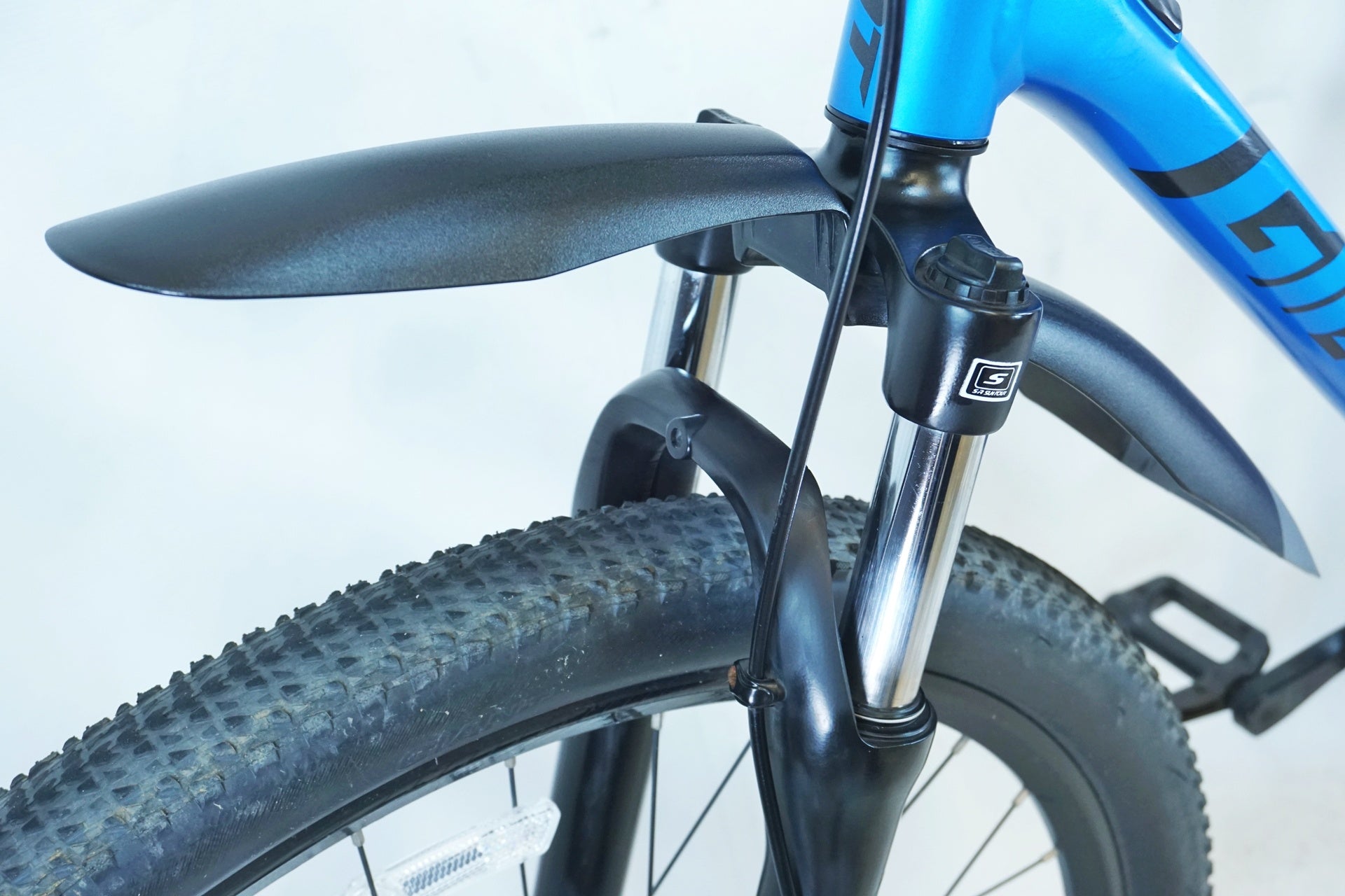 GIANT 「ジャイアント」 ATX 2023年モデル マウンテンバイク / 有明ガーデン店