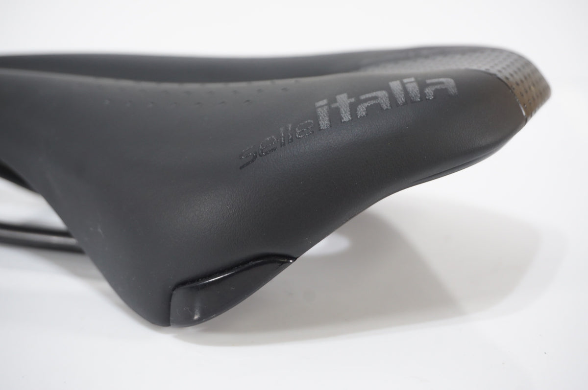 SELLE ITALIA 「セライタリア」 NOVUS サドル / AKIBA店