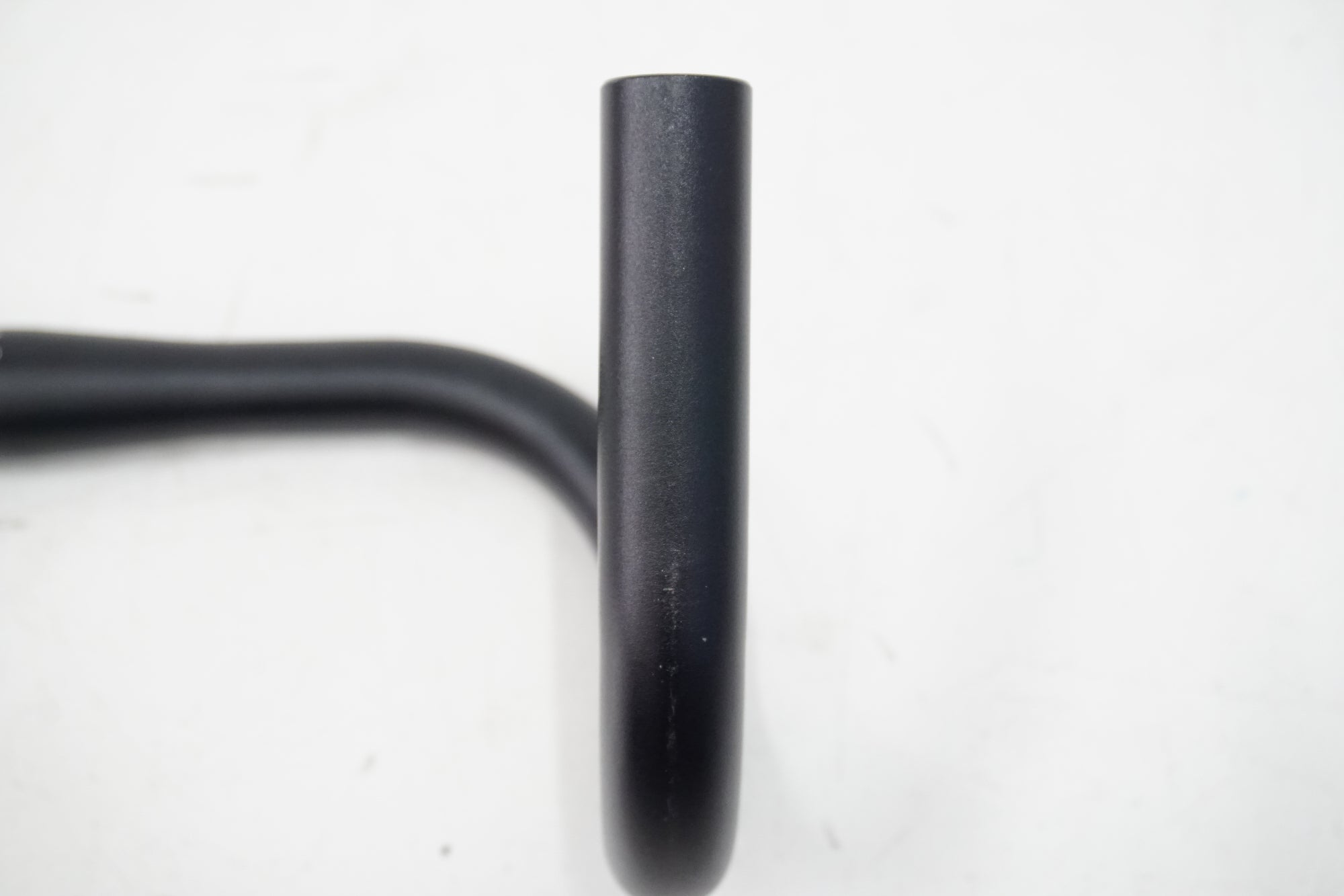 3T 「スリーティー」 ROTUNDO PRO φ31.8 420mm ハンドル / 浜松