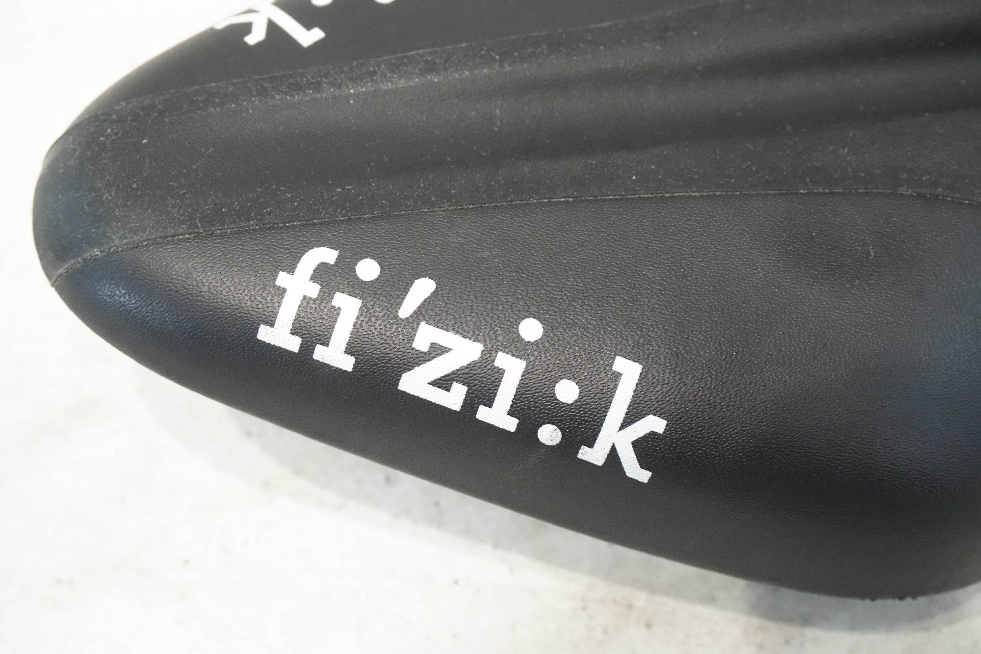 fiizik フィジーク mistica サドル カーボンレール フィジーク：新製品情報》 fi'zi:k TT/TAのポジションに最適化