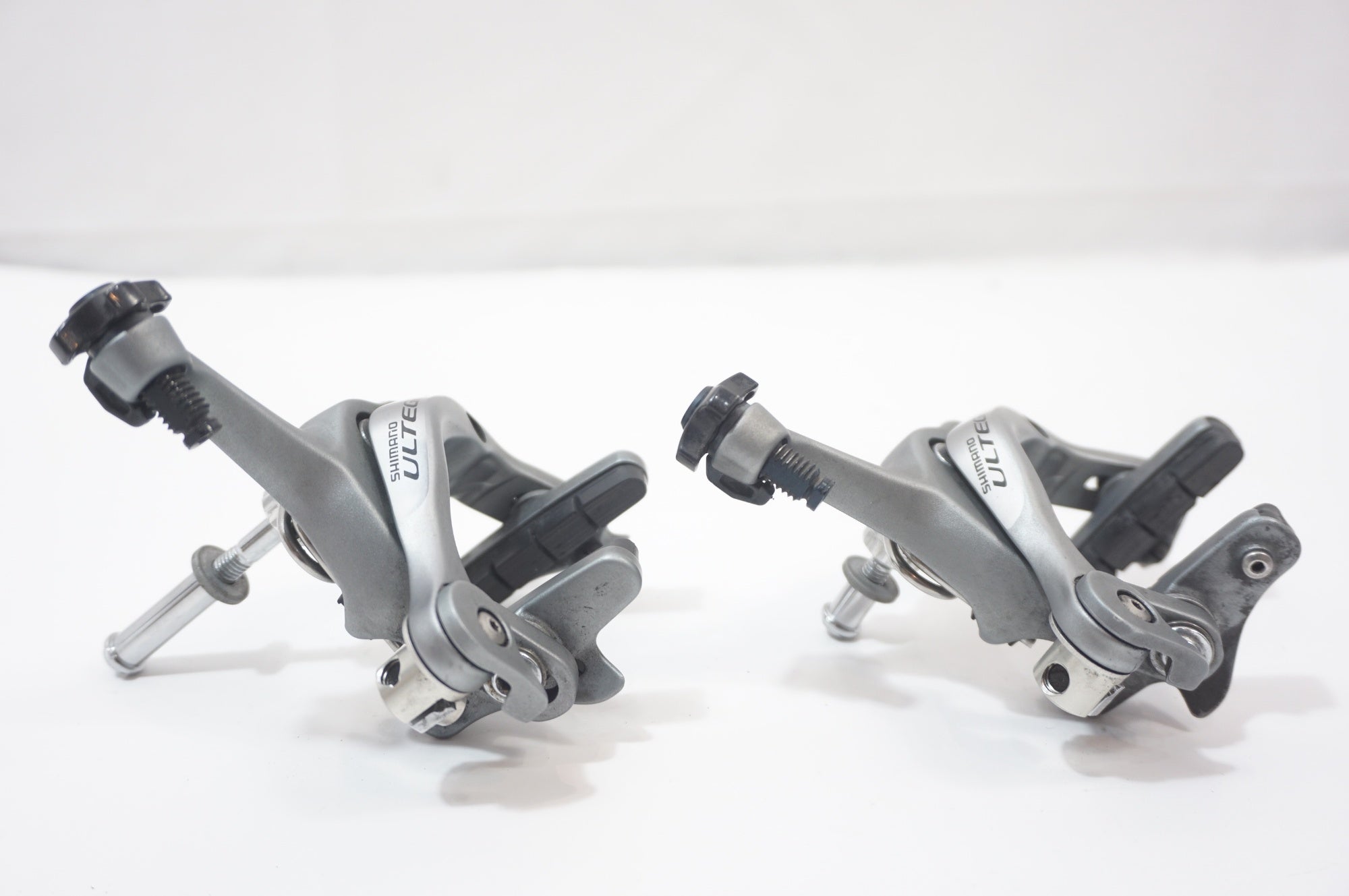 SHIMANO 「シマノ」 ULTEGRA BR-6700 キャリパーブレーキセット