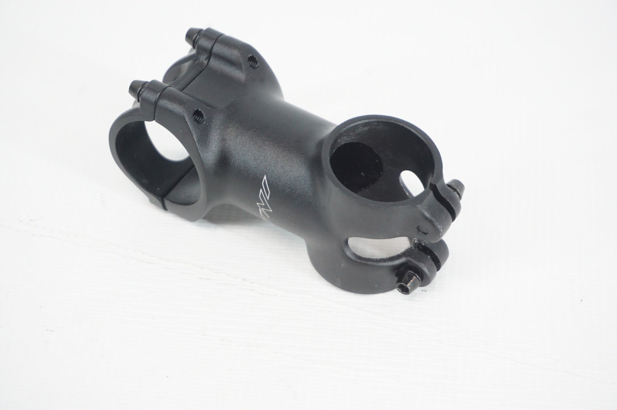 TNI 「ティーエヌアイ」 HELIUM 17 Φ31.8 60mm ステム / 阪急塚口店