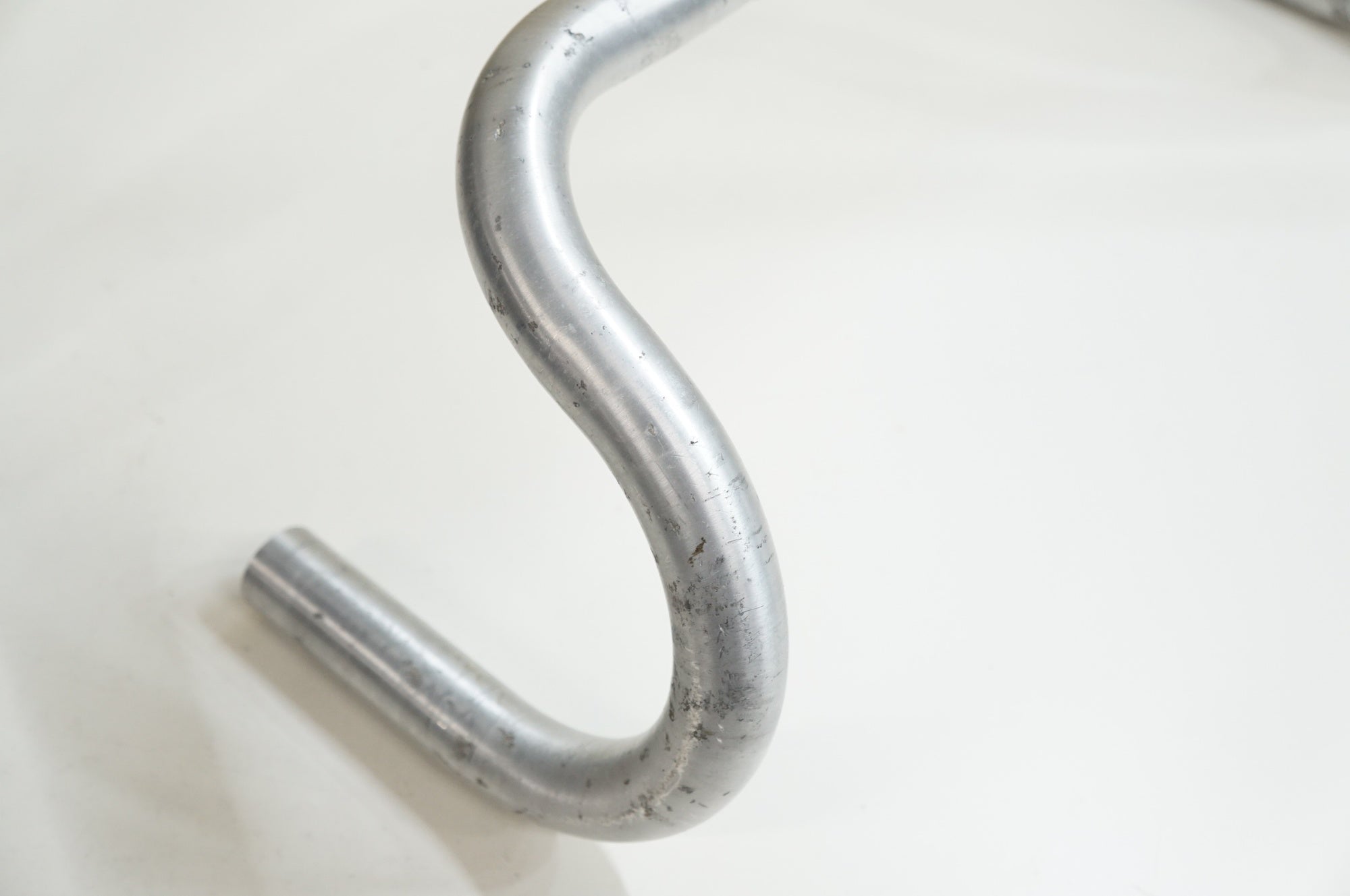 NITTO 「ニットー」 GRANDRAUNDONEUR 135 φ25.4 370mm ハンドル / 大宮店