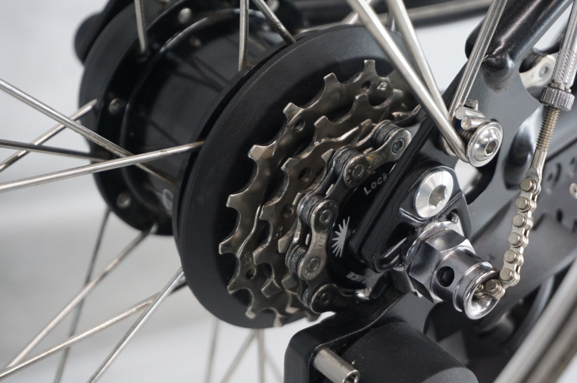 BROMPTON 「ブロンプトン」 C LINE EXPLORE LOW SLL 12S 2025年モデル 16インチ 折り畳み自転車 / 阪急塚口店