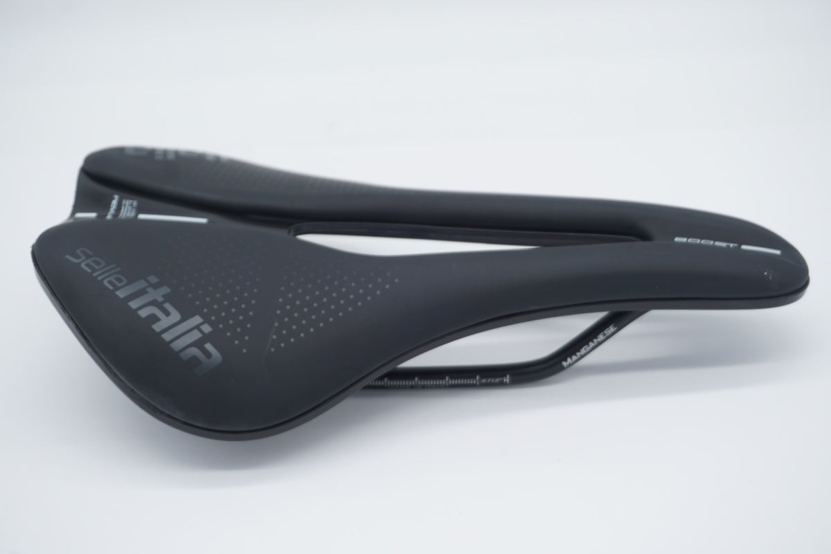 SELLE ITALIA 「セライタリア」 BOOST NOVUS EVO サドル / 滋賀大津店