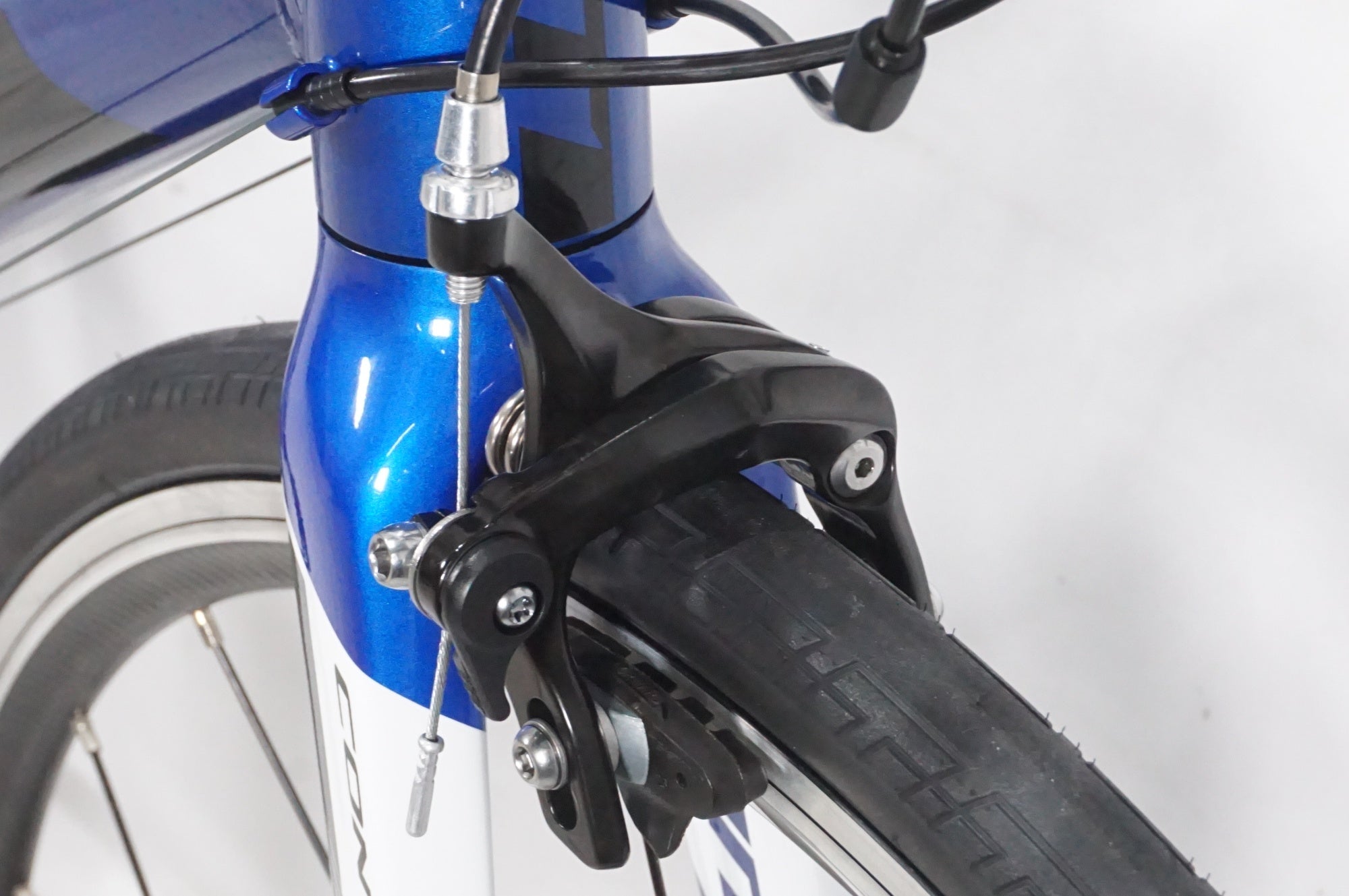 GIANT 「ジャイアント」 CONTEND2 2018年モデル ロードバイク / AKIBA店