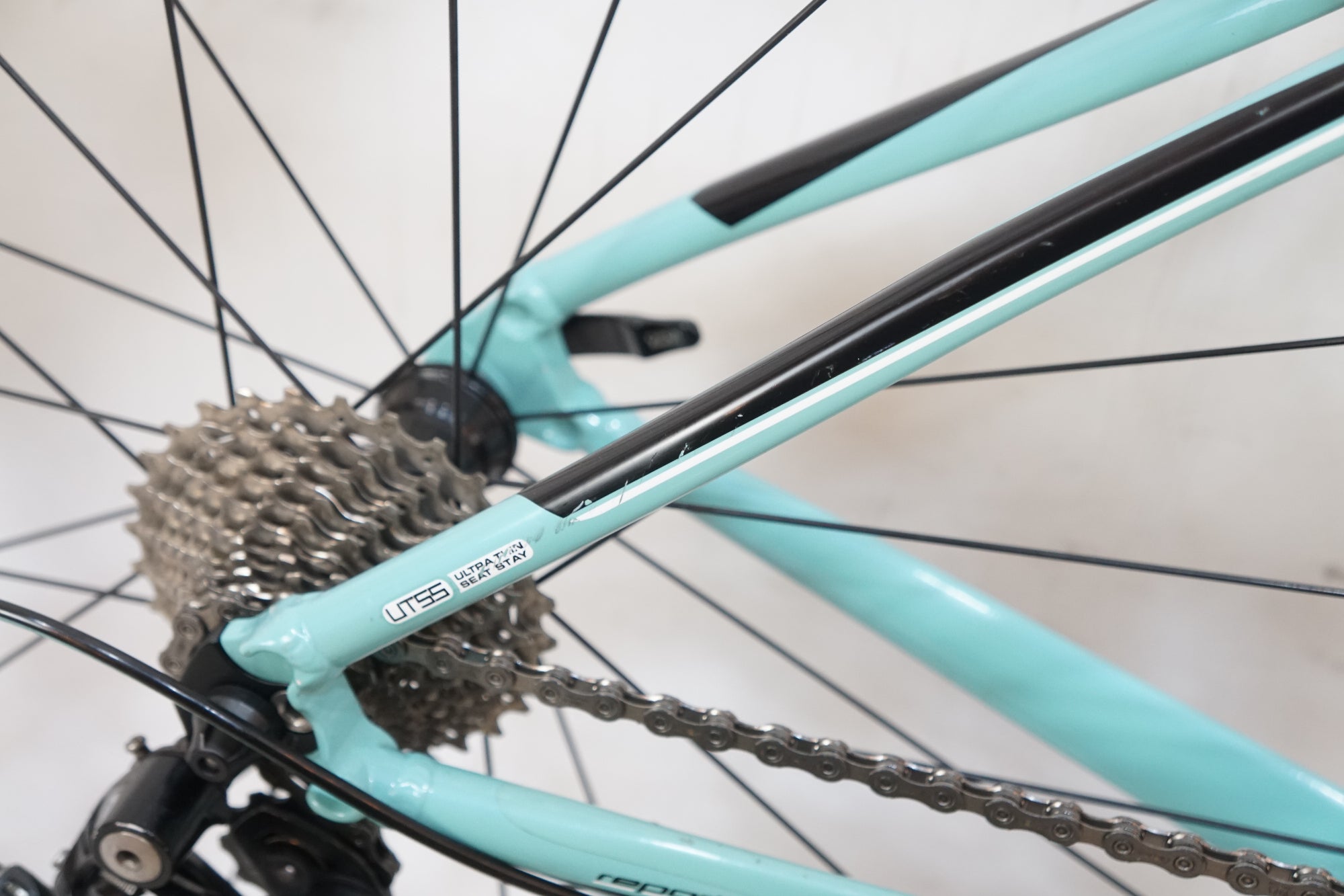 BIANCHI 「ビアンキ」 IMPULSO 105 2015年モデル ロードバイク / バイチャリ浦和ベース