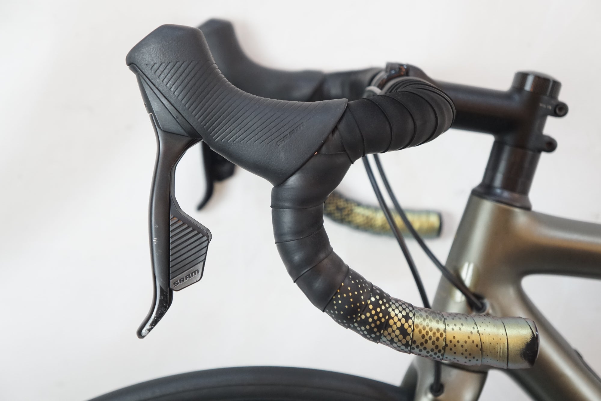 SPECIALIZED 「スペシャライズド」 AETHOS COMP 2022年モデル ロードバイク / バイチャリ浦和ベース